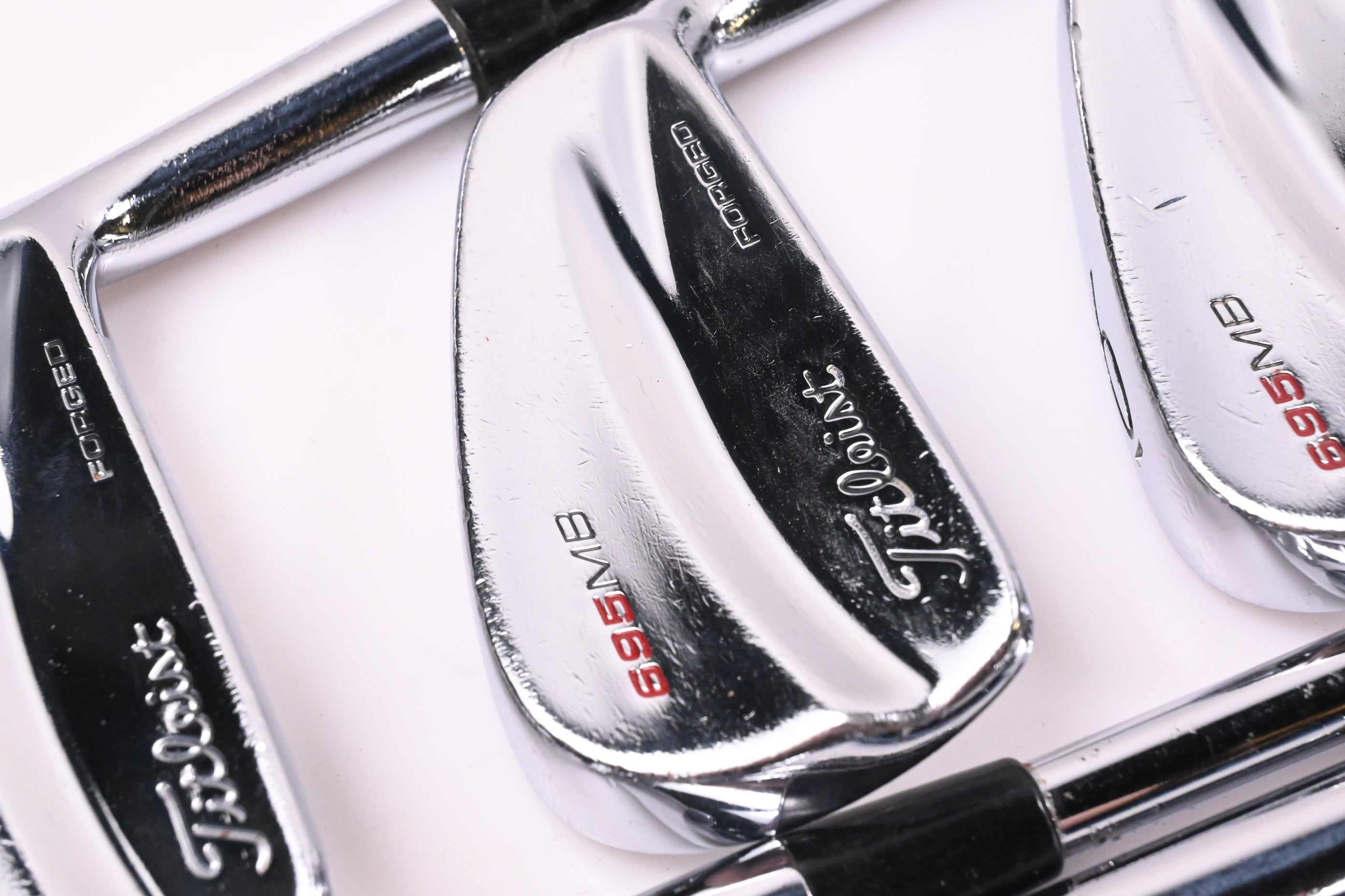 Titleist 695 Forged Irons / 4-PW / Stiff Flex Dynamic Gold S300 Shafts