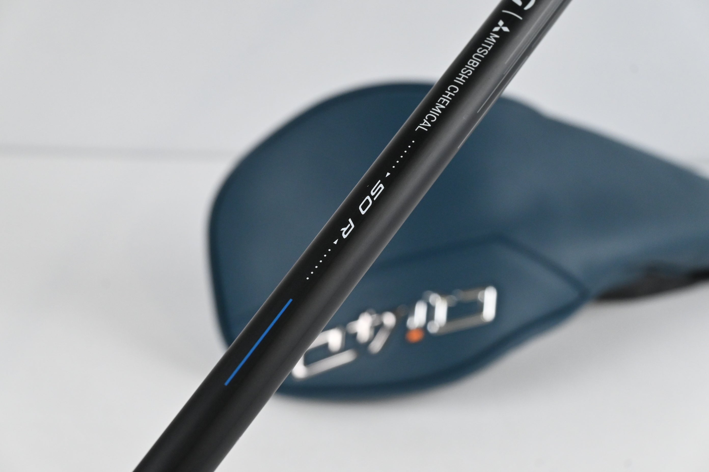 Taylormade Qi4D Driver / 10.5 Degree / Regular Flex Reax Blue 50 Shaft