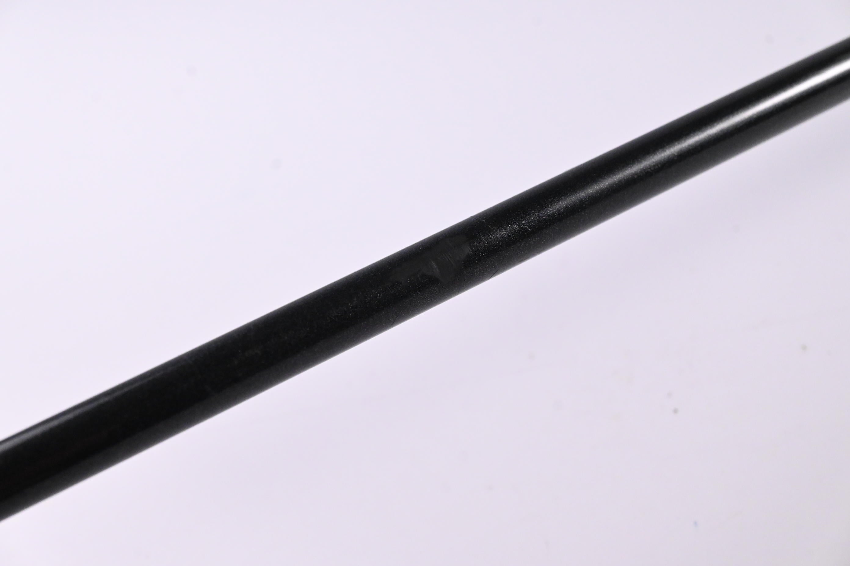 Taylormade 300 Ti Driver / 9.5 Degree / Regular Flex Aldila VX Black Shaft
