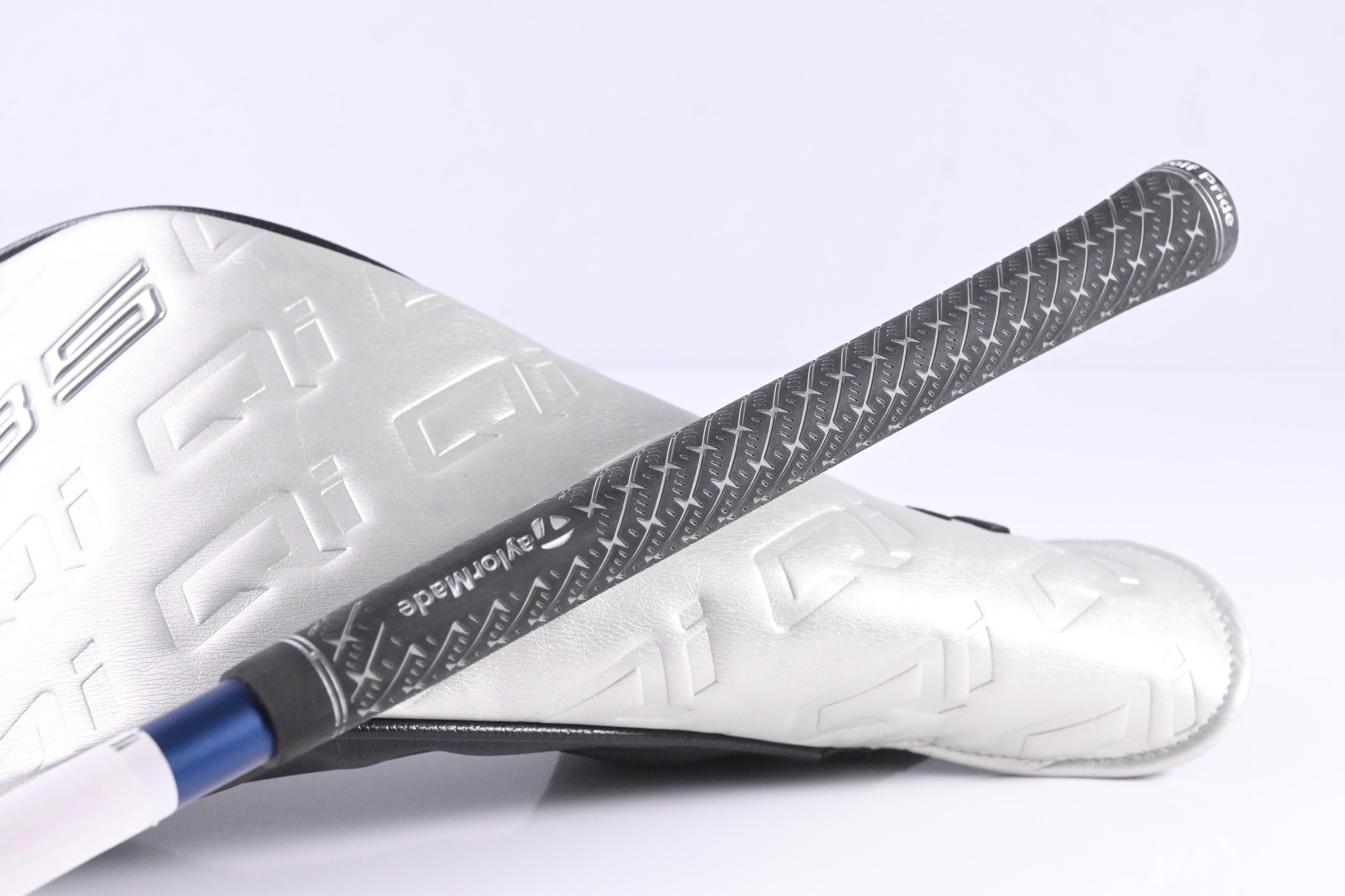 Taylormade Qi35 Driver / 9 Degree / Regular Flex Fujikura Ventus Blue 5 Shaft