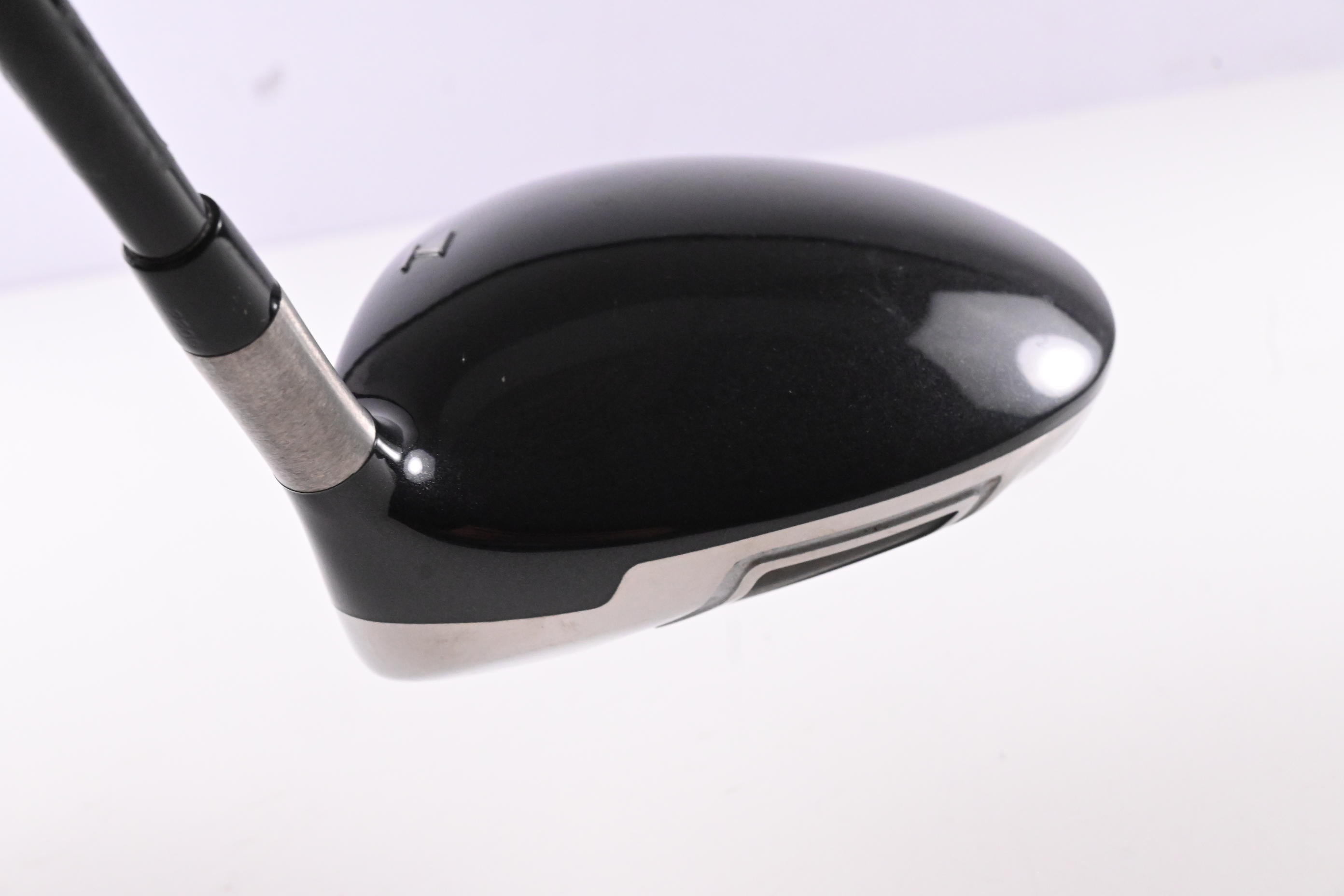 Titleist 909 D2 Driver / 10.5 Degree / Regular Flex Aldila Voodoo Shaft