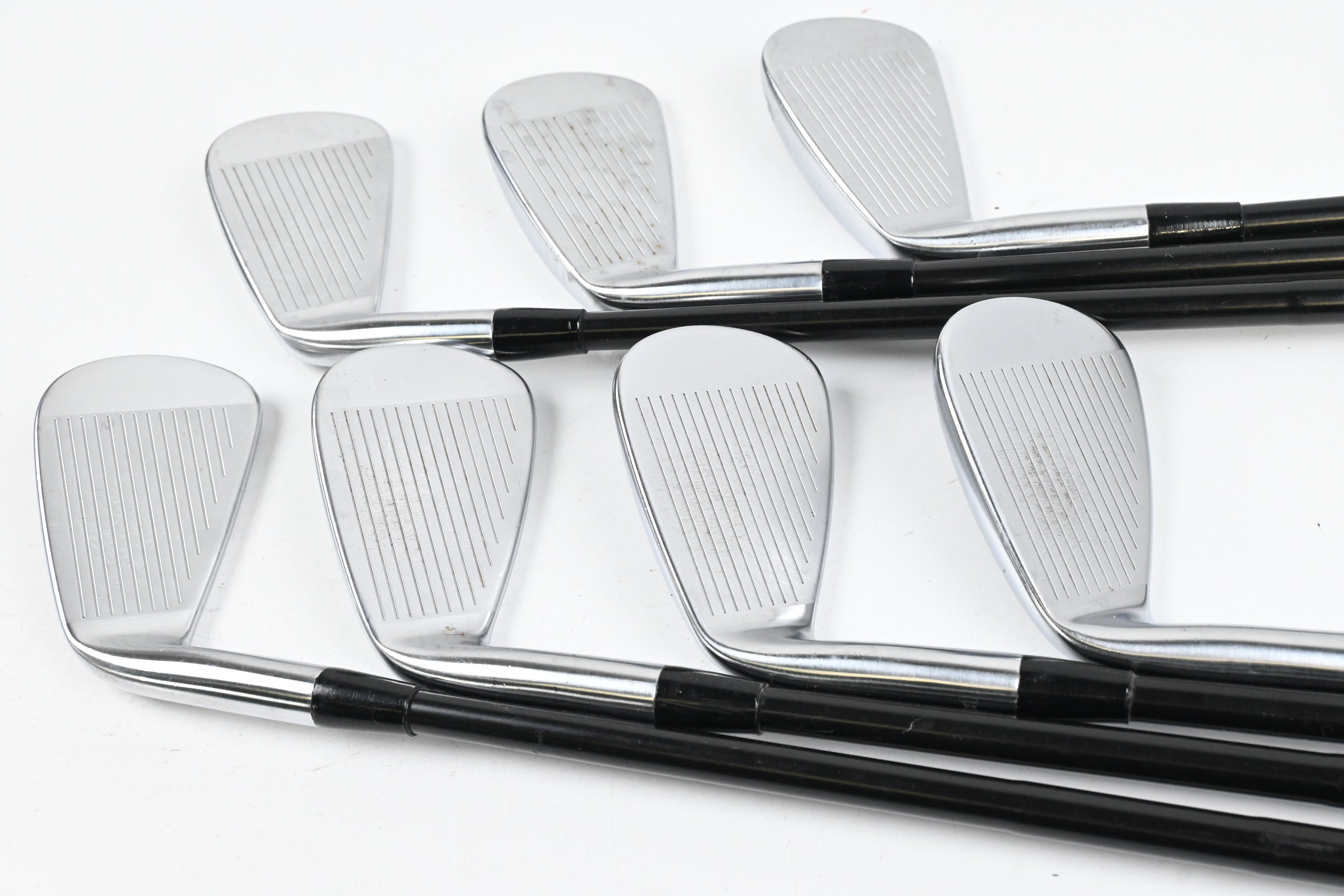 Cobra King Tour 2023 Irons / 4-PW / X-Flex AMT Tour White X100 Shafts