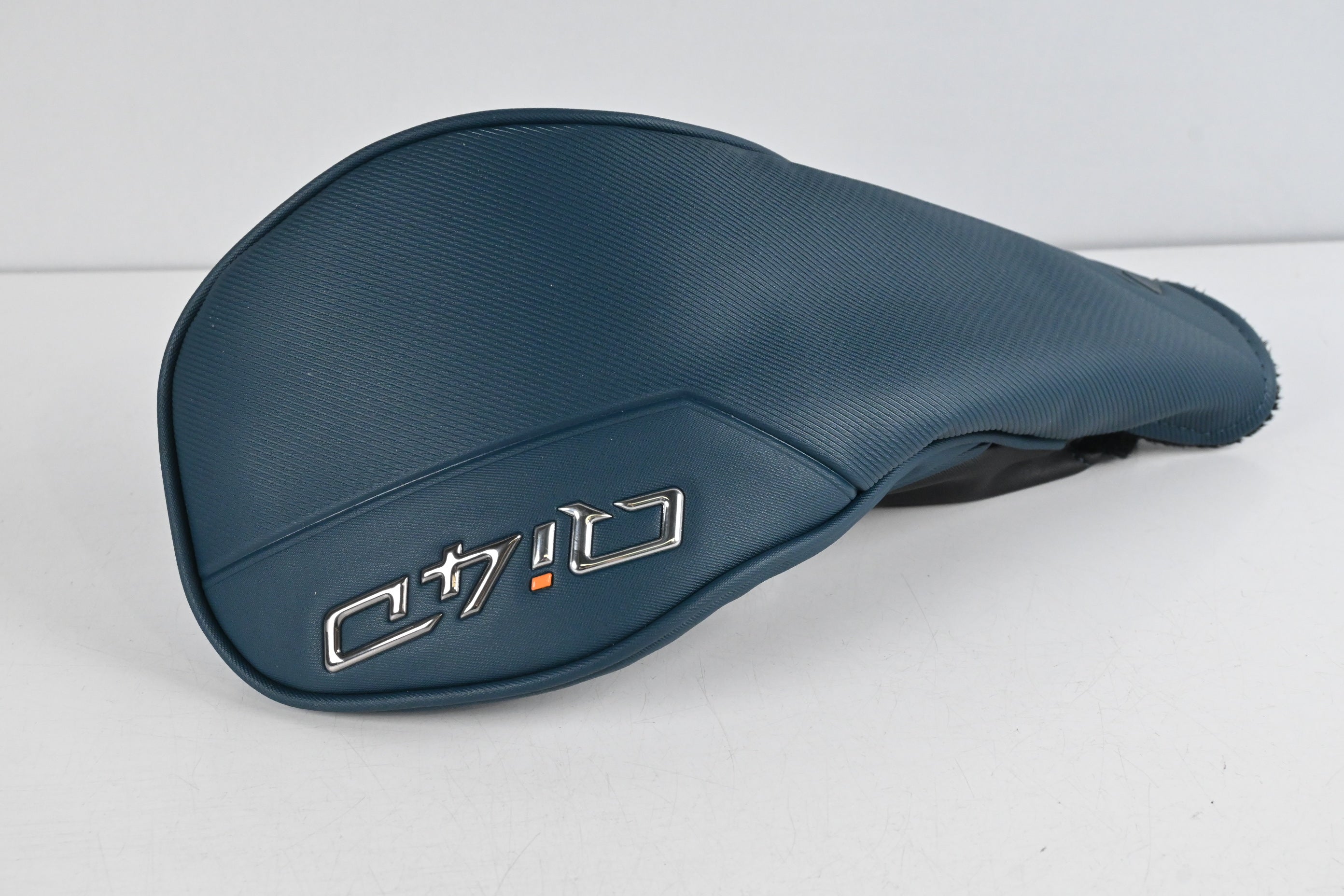 Taylormade Qi4D Driver / 10.5 Degree / Regular Flex Reax Blue 50 Shaft