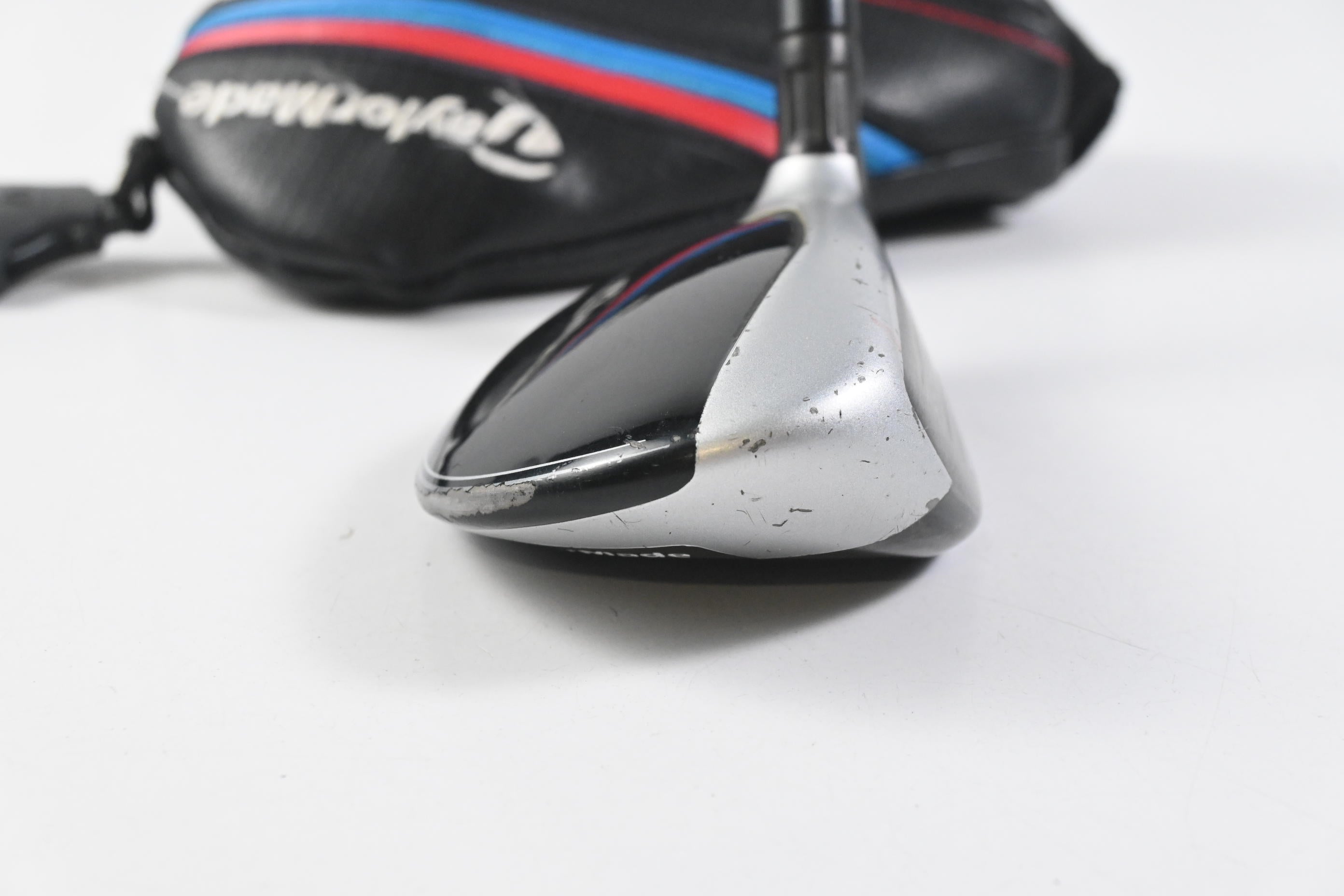 Taylormade M4 #4 Hybrid / 22 Degree / Regular Flex Fujikura Visto Pro 50 Shaft