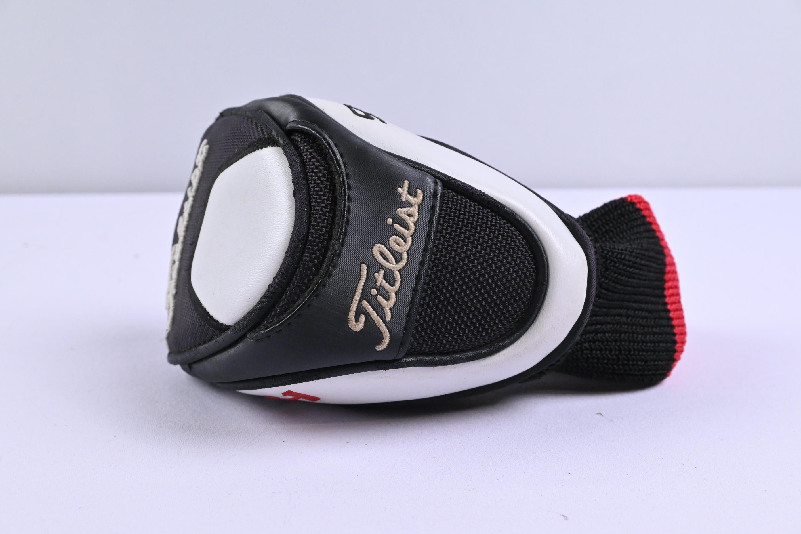 Titleist 910H #3 Hybrid / 21 Degree / Regular Flex Bassara 60 Shaft