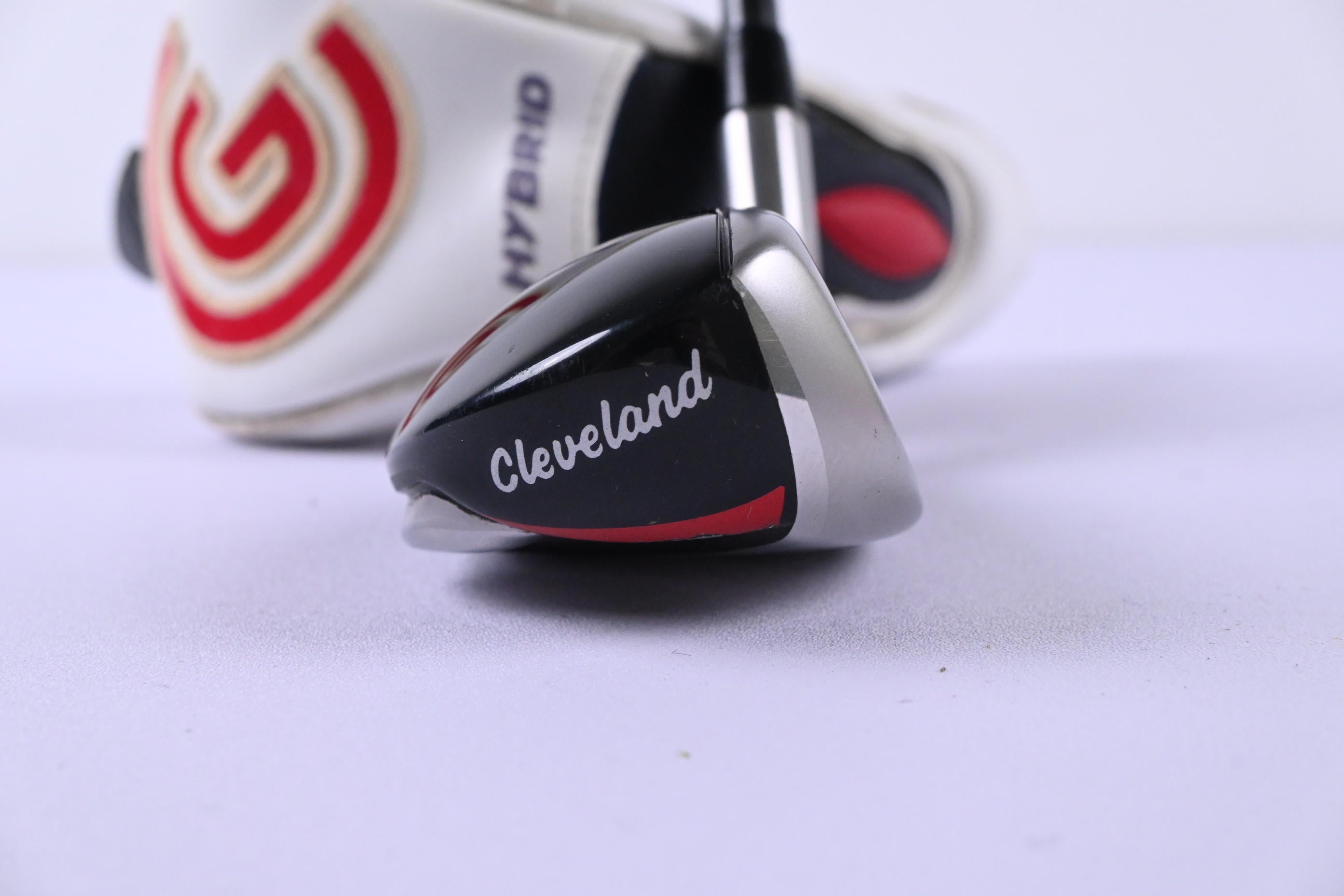Cleveland Launcher #4 Hybrid / 23 Degree / Regular Flex Aldila VX Shaft