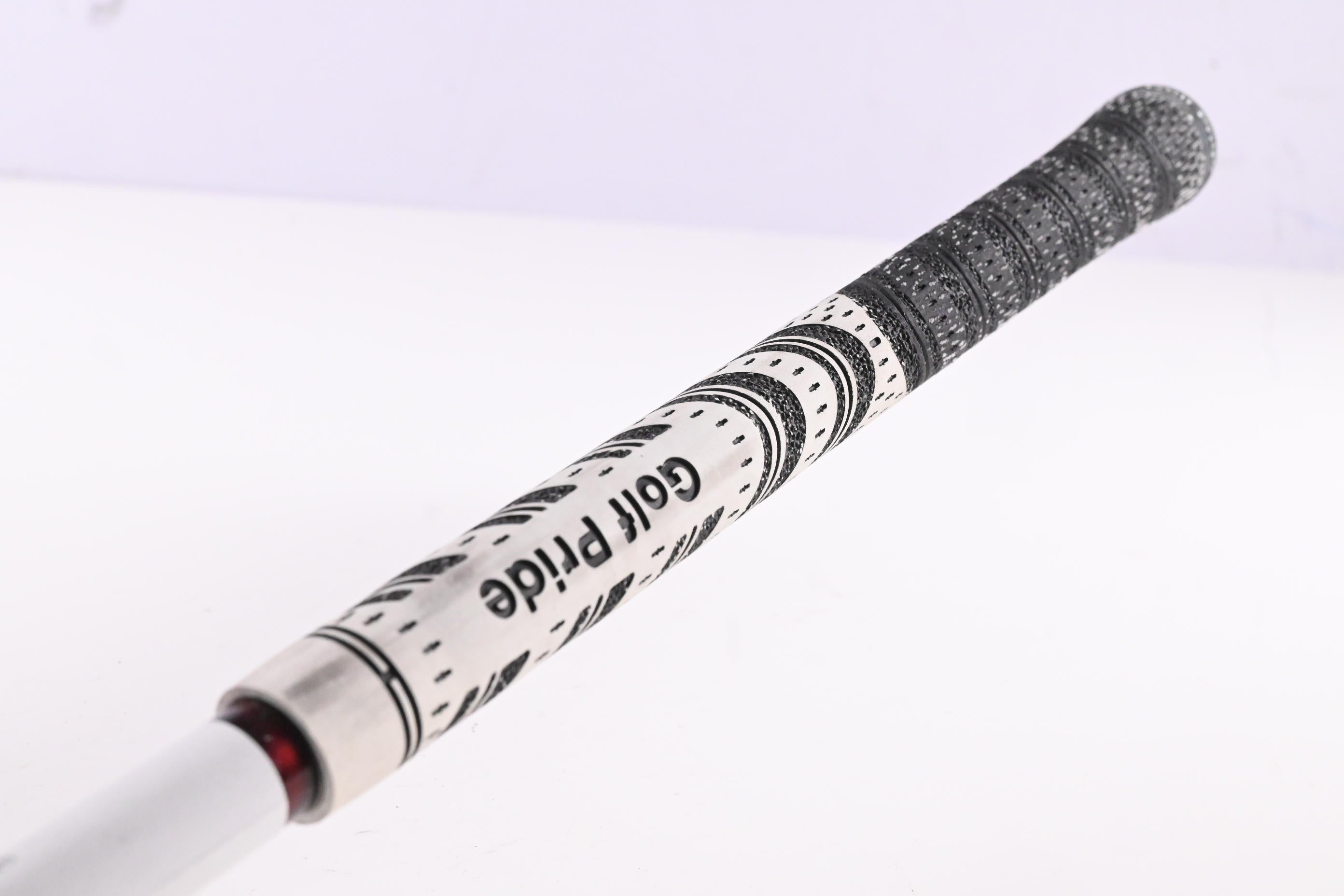 Titleist 909 D2 Driver / 10.5 Degree / Regular Flex Aldila Voodoo Shaft