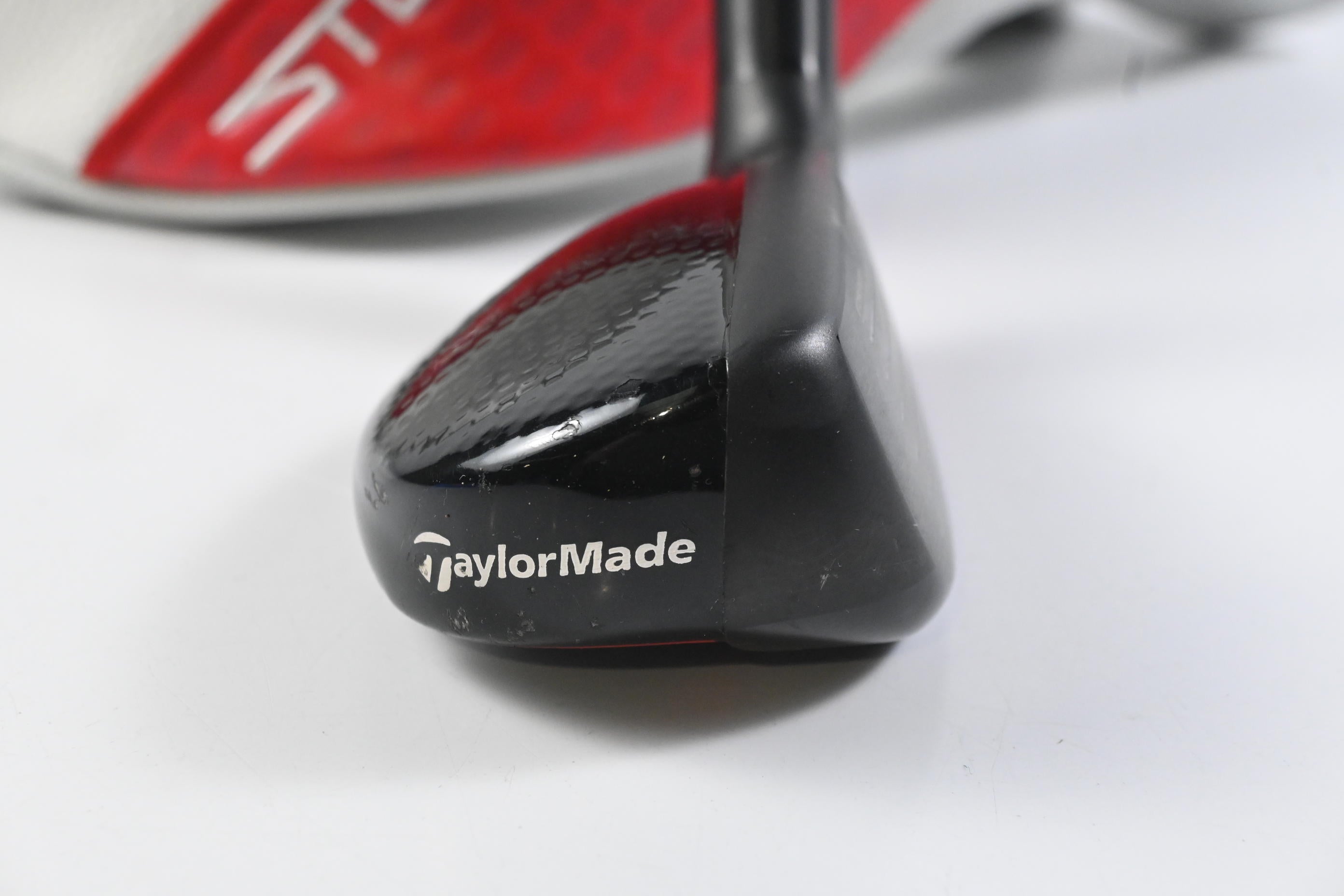 Taylormade Stealth 2 Plus #3 Hybrid / 19.5 Degree / Stiff Flex Kai'li Red 85