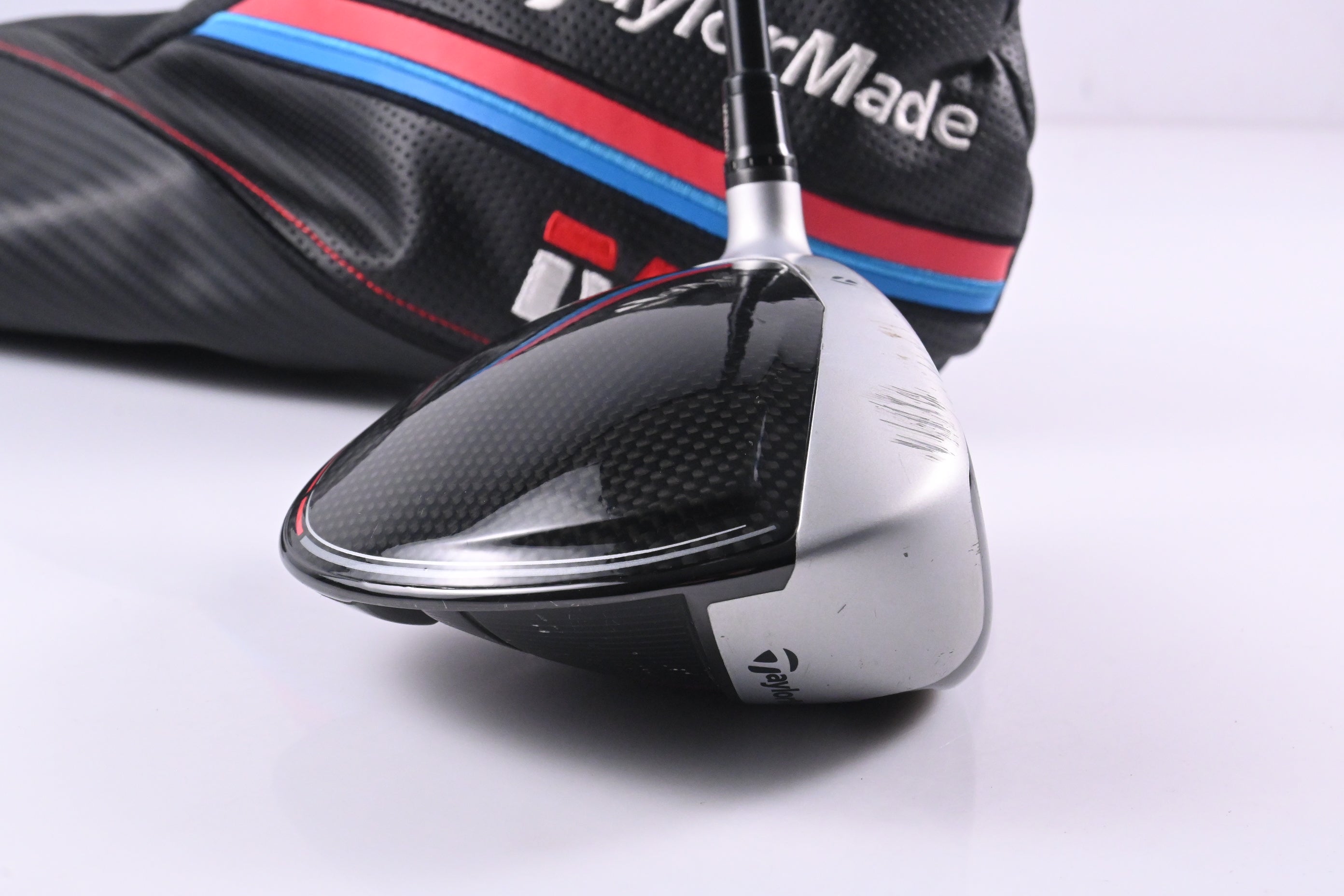 Taylormade M4 Driver / 10.5 Degree / Regular Flex Fujikura Atmos Red 5 Shaft