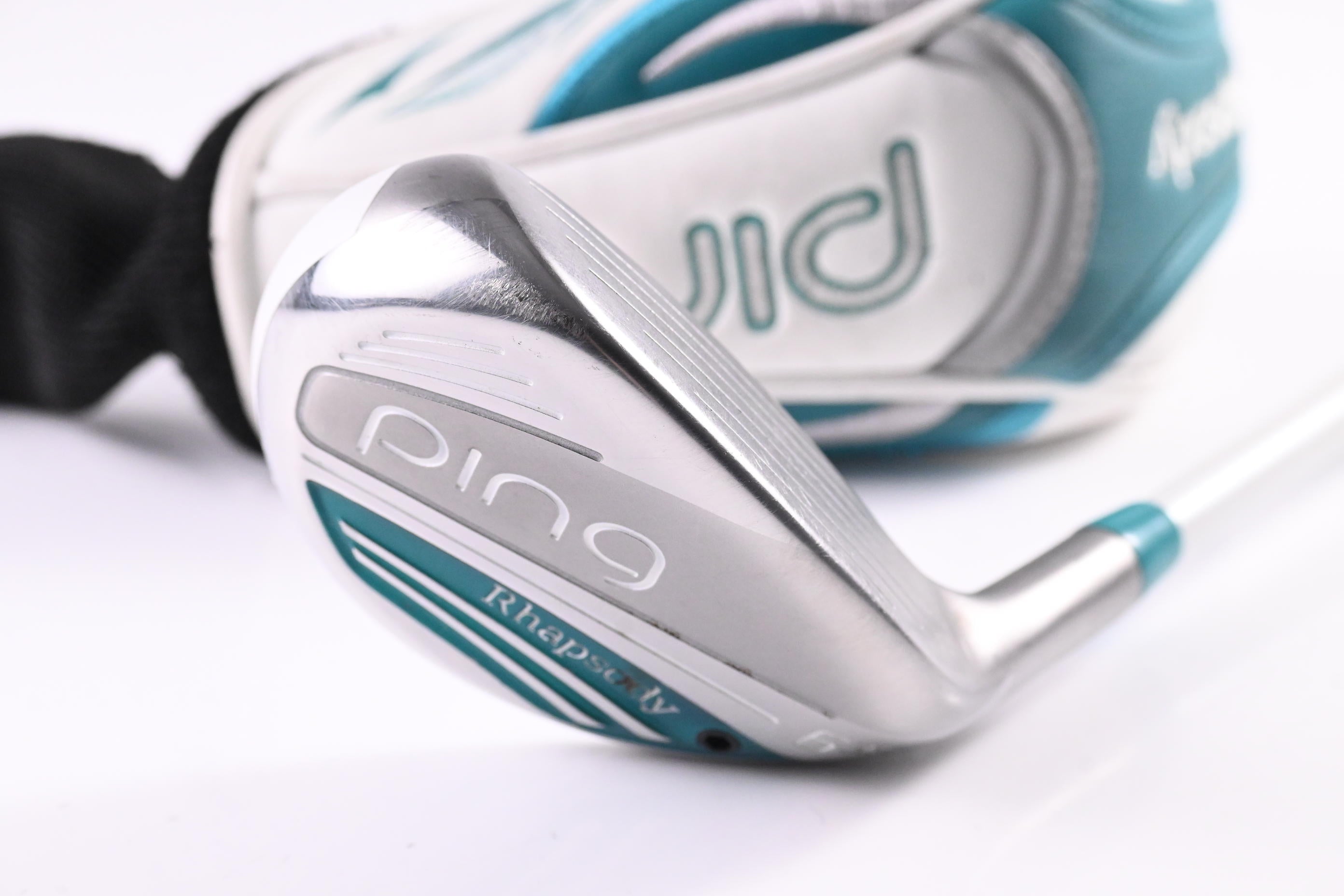 Ladies Ping Rhapsody 2015 #6 Hybrid / 30 Degree / Ladies Flex Ping ULT 220 Shaft
