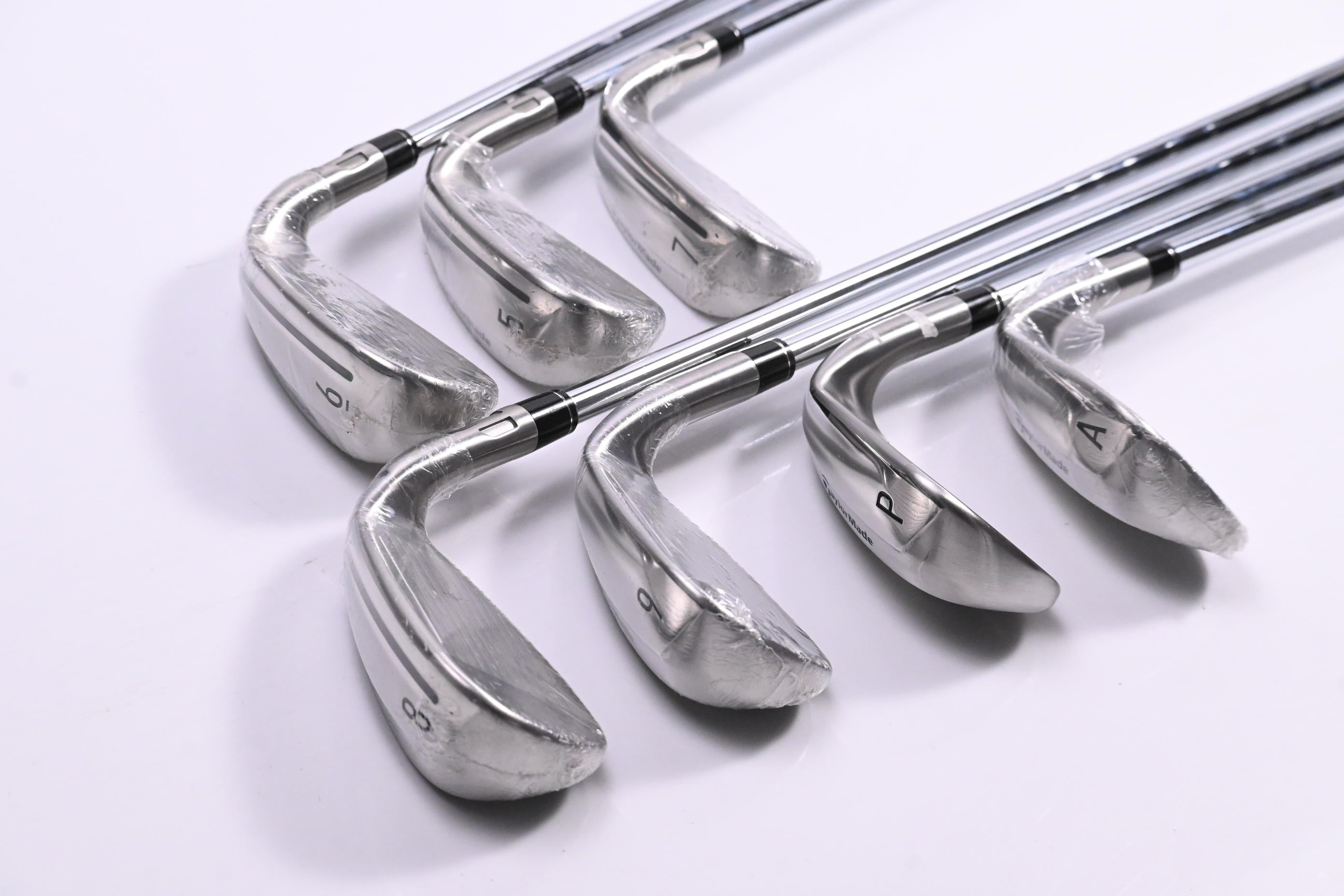 Left Hand Taylormade Stealth HD Irons / 5-PW+GW / Regular Flex KBS MAX MT 85