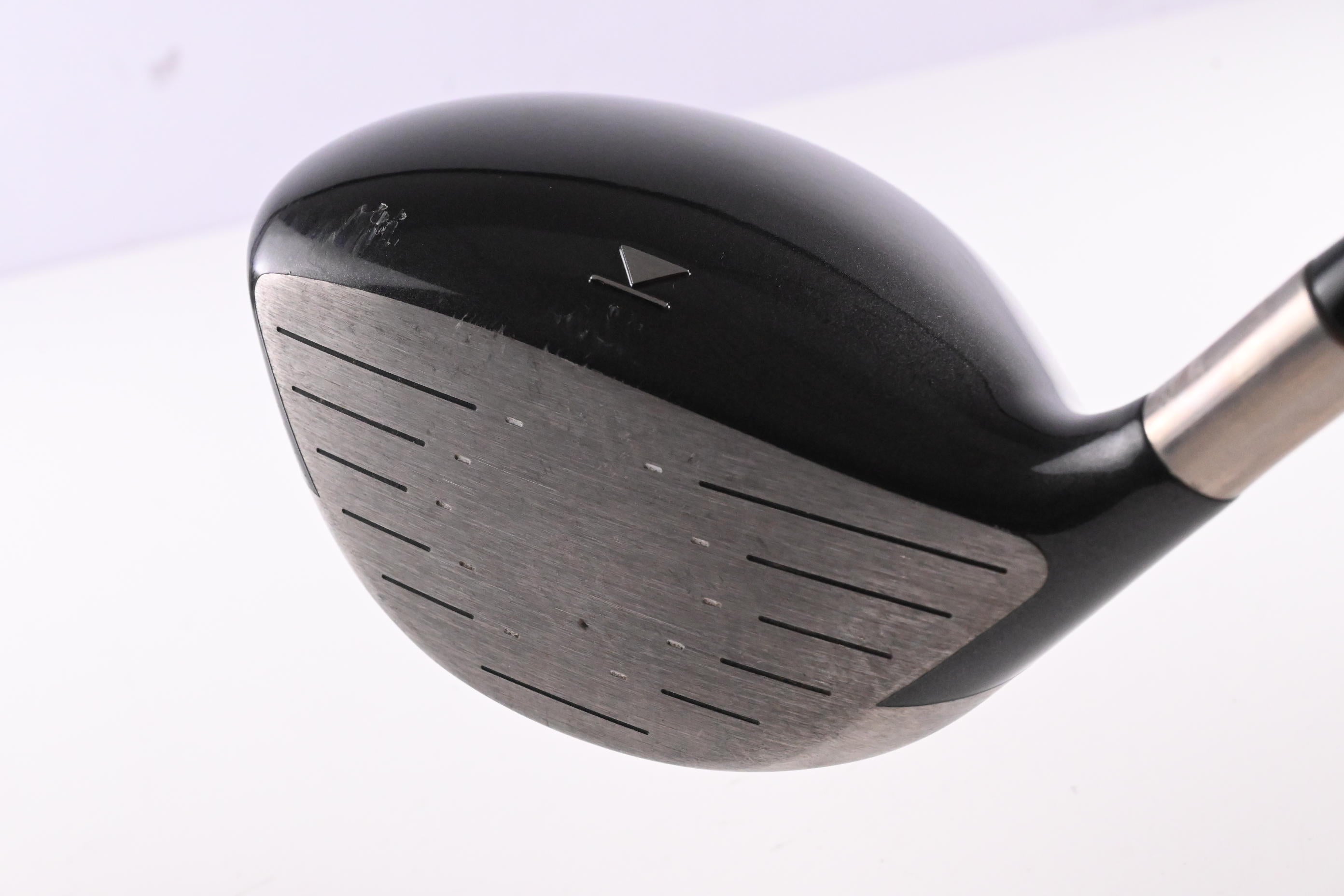 Titleist 905 T Driver / 10.5 Degree / Regular Flex Titleist 4560 Shaft
