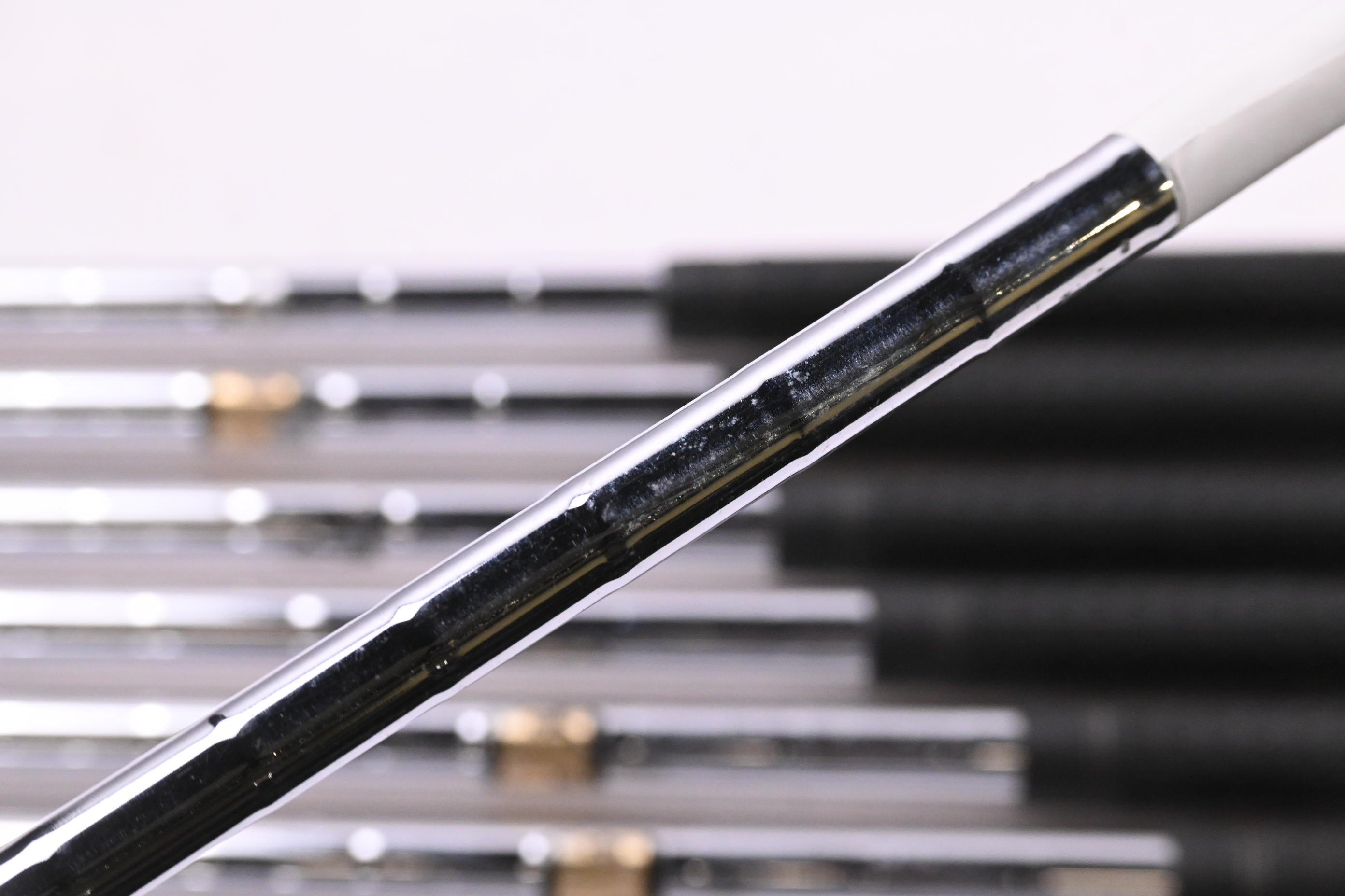 Mizuno MX-20 Irons / 3-PW / Regular Flex Dynamic Gold Lite R300 Shafts