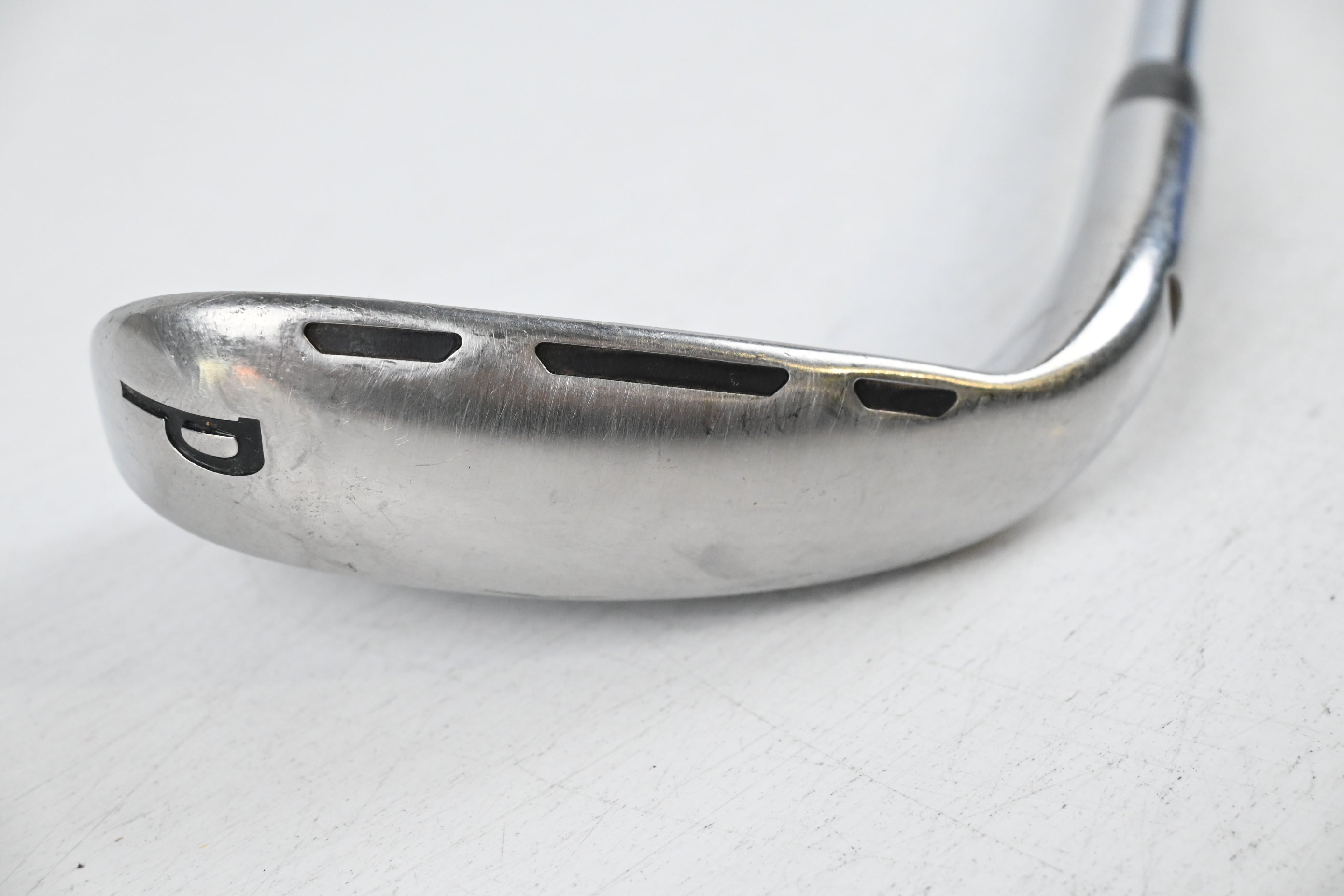 Wilson D7 Pitching Wedge / 43 Degree / Regular Flex KBS Tour 80 Shaft