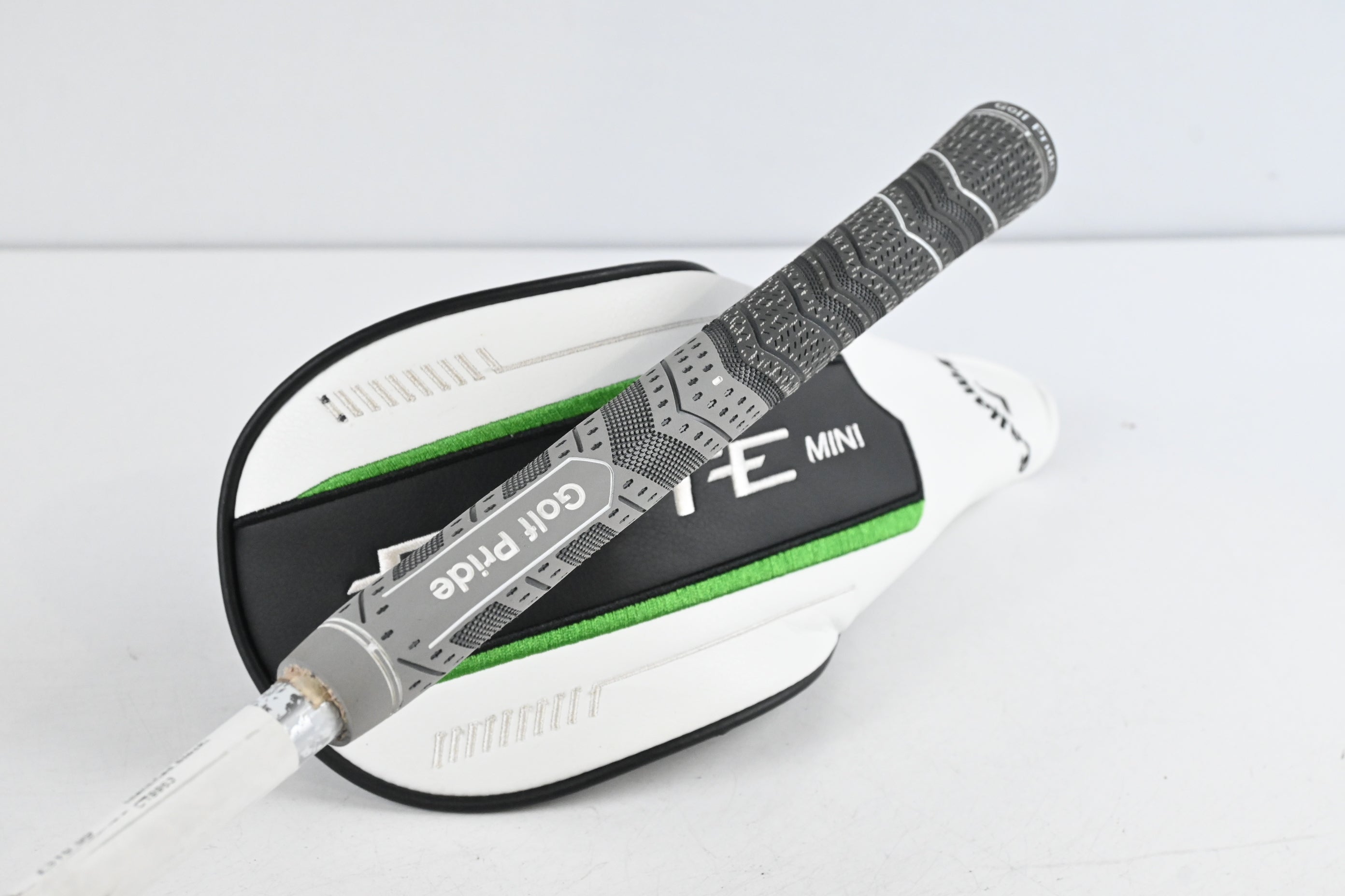 Callaway Elyte Mini Driver / 11.5 Degree / Regular Flex Denali Charcoal 50 Shaft