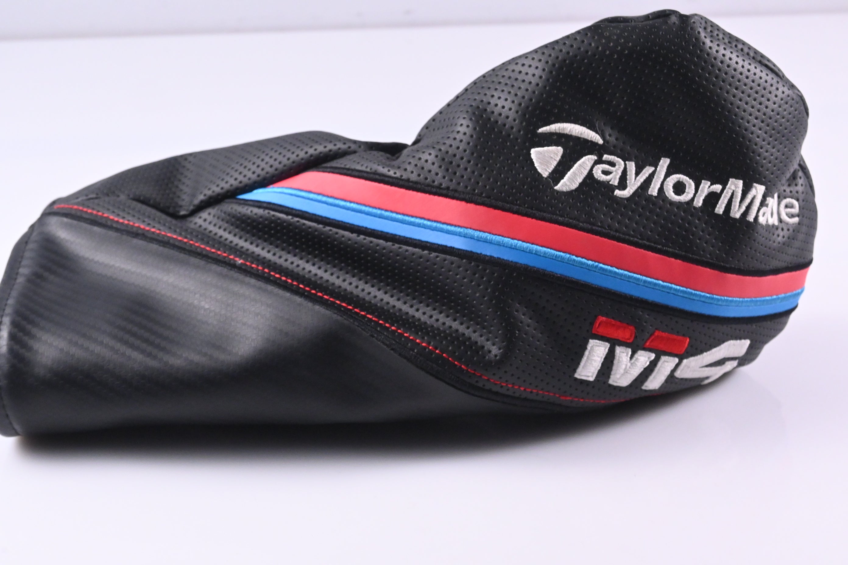 Taylormade M4 Driver / 10.5 Degree / Regular Flex Fujikura Atmos Red 5 Shaft