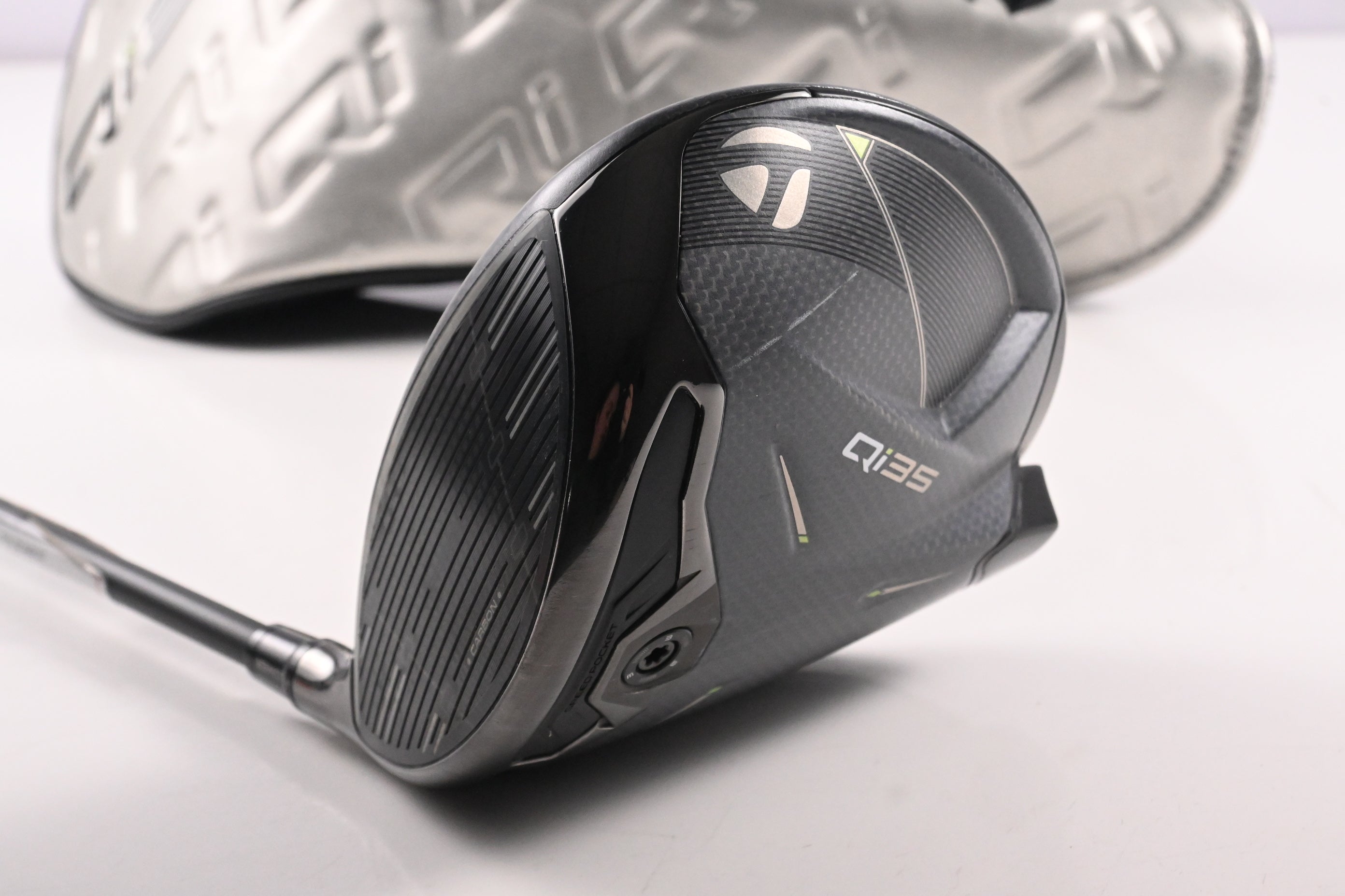 Left Hand Taylormade Qi35 Driver / 10.5 Degree / Regular Flex Ventus Blue '25 5