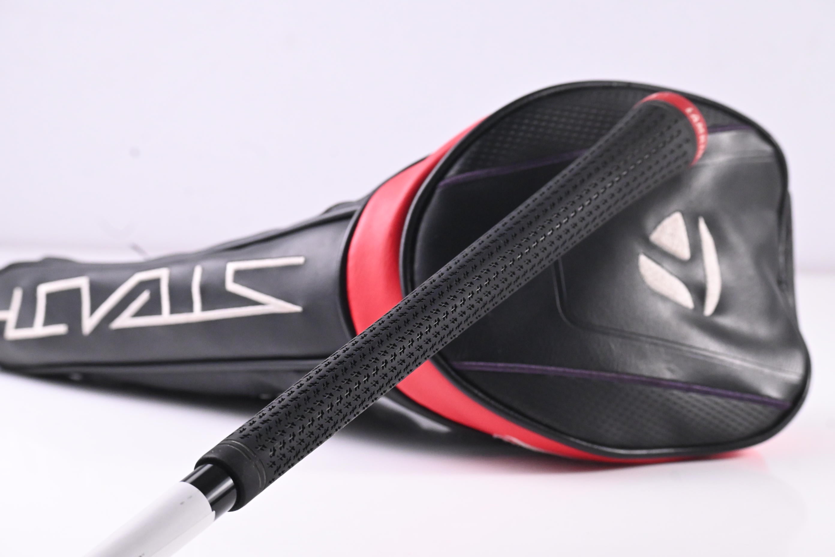 Taylormade Stealth Driver / 9 Degree / Stiff Flex Fujikura Ventus Red 5 Shaft
