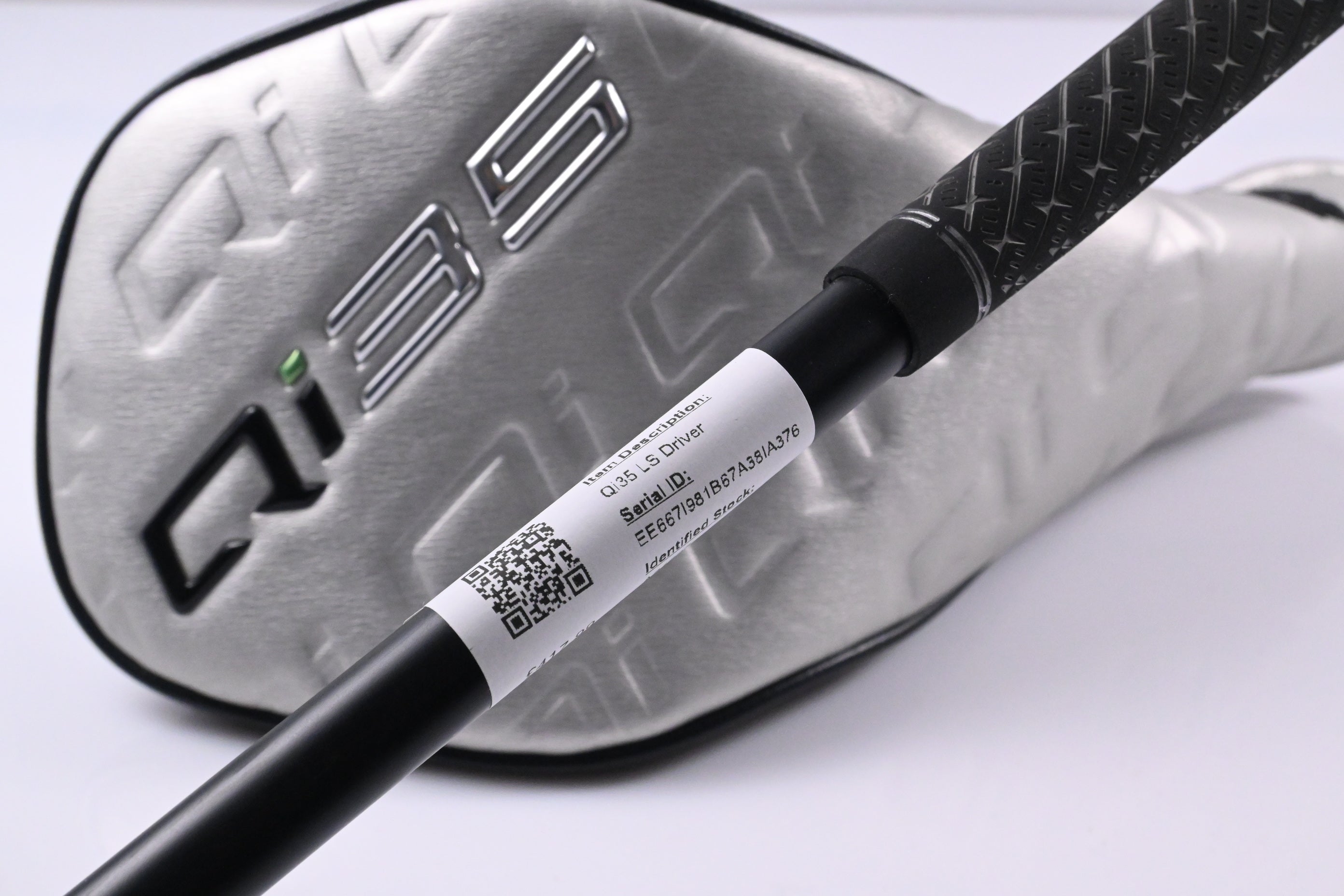 Taylormade Qi35 LS Driver / 10.5 Degree / Stiff Flex Fujikura Air Speeder 50