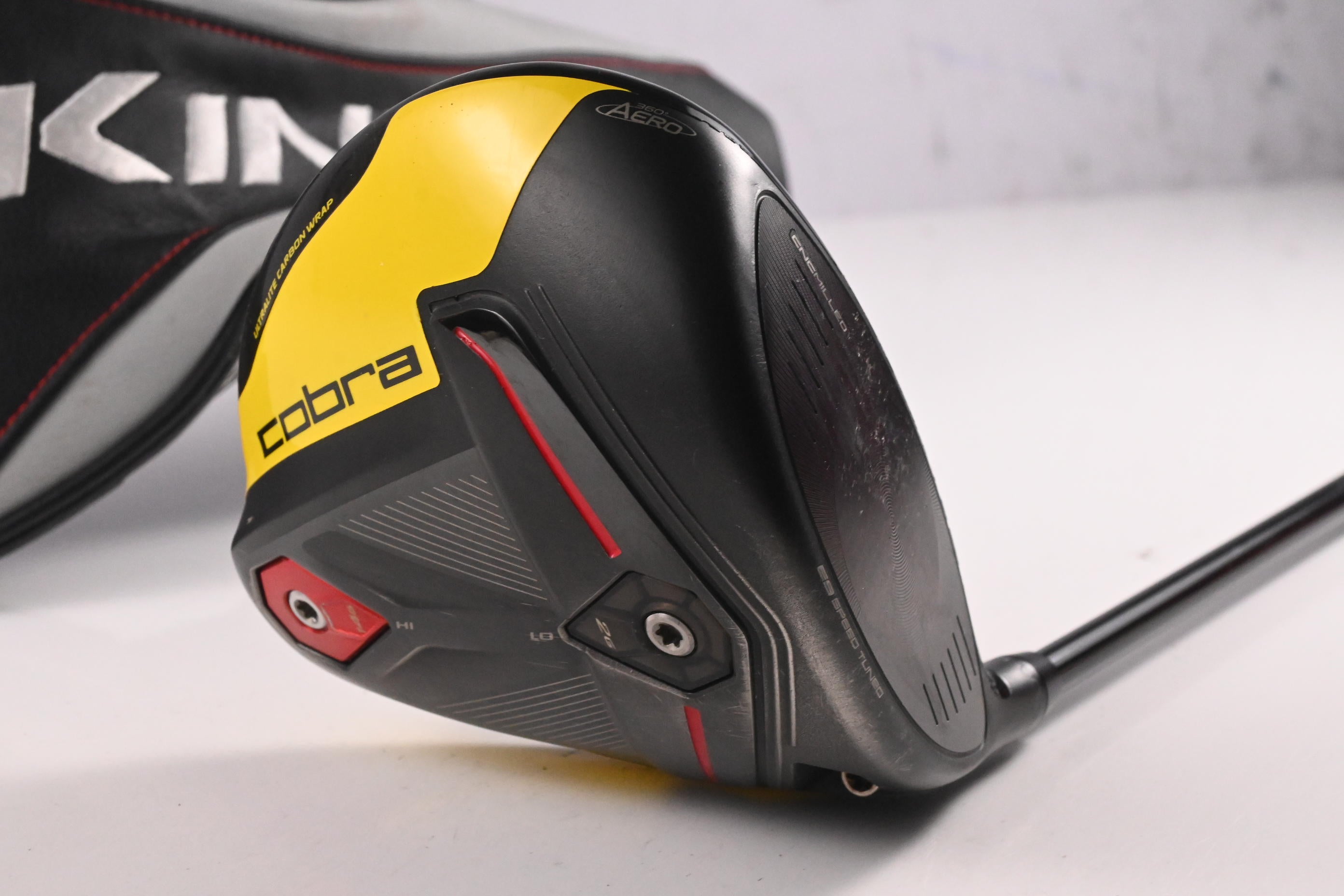 Cobra King F9 Driver / 10.5 Degree / Regular Flex Fujikura Atmos Blue 6 Shaft