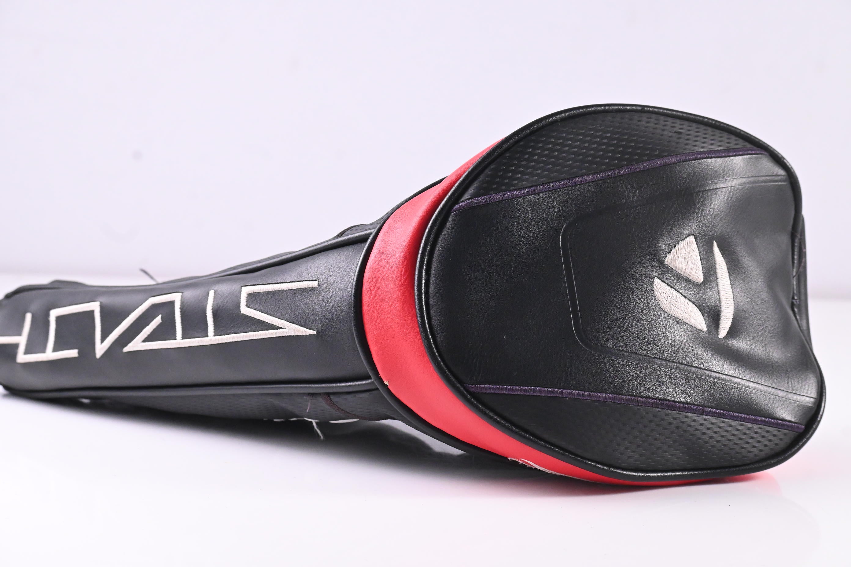 Taylormade Stealth Driver / 9 Degree / Stiff Flex Fujikura Ventus Red 5 Shaft