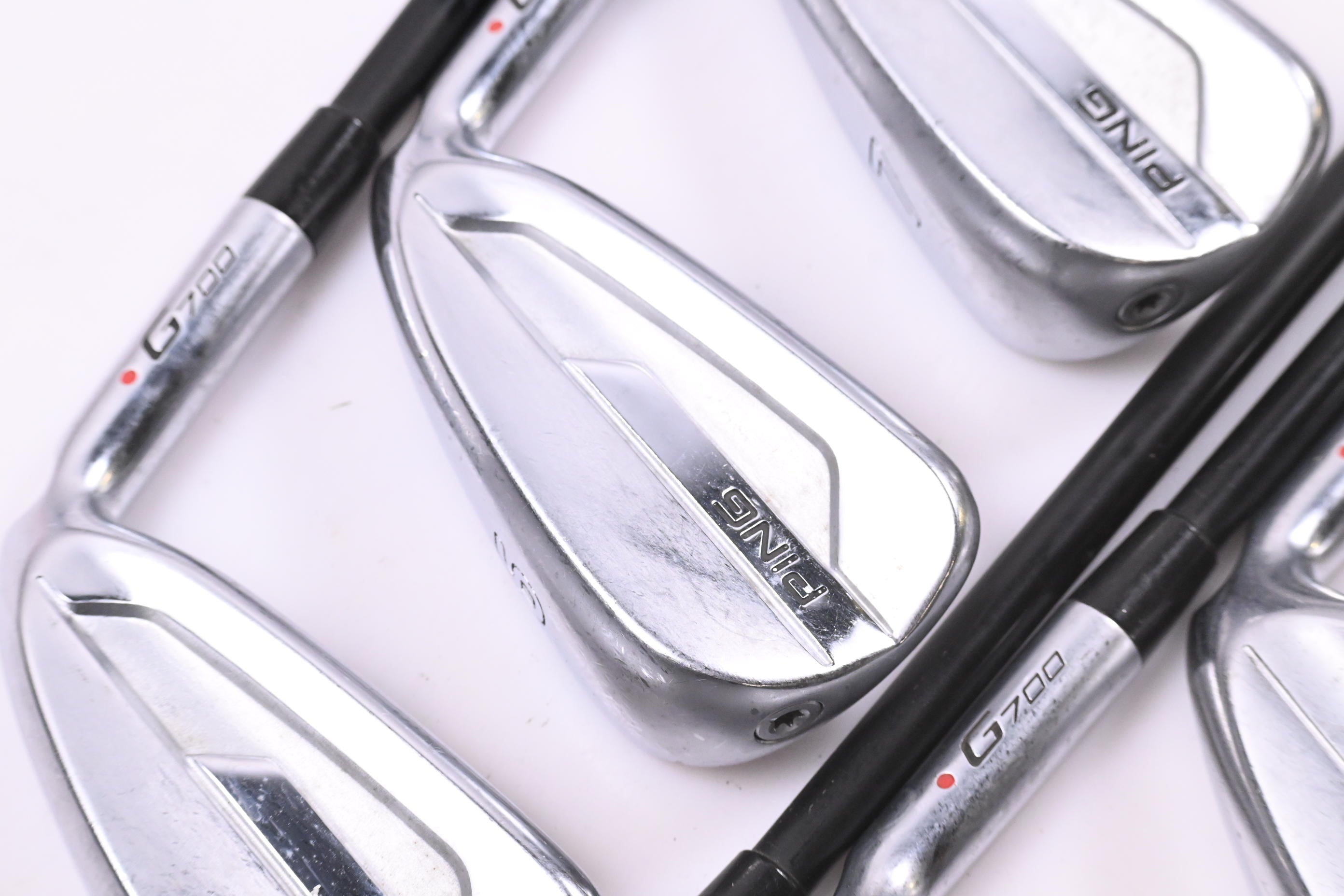 Ping G700 Irons / 5-PW+GW / Red Dot / Senior Flex Ping Alta CB Shafts
