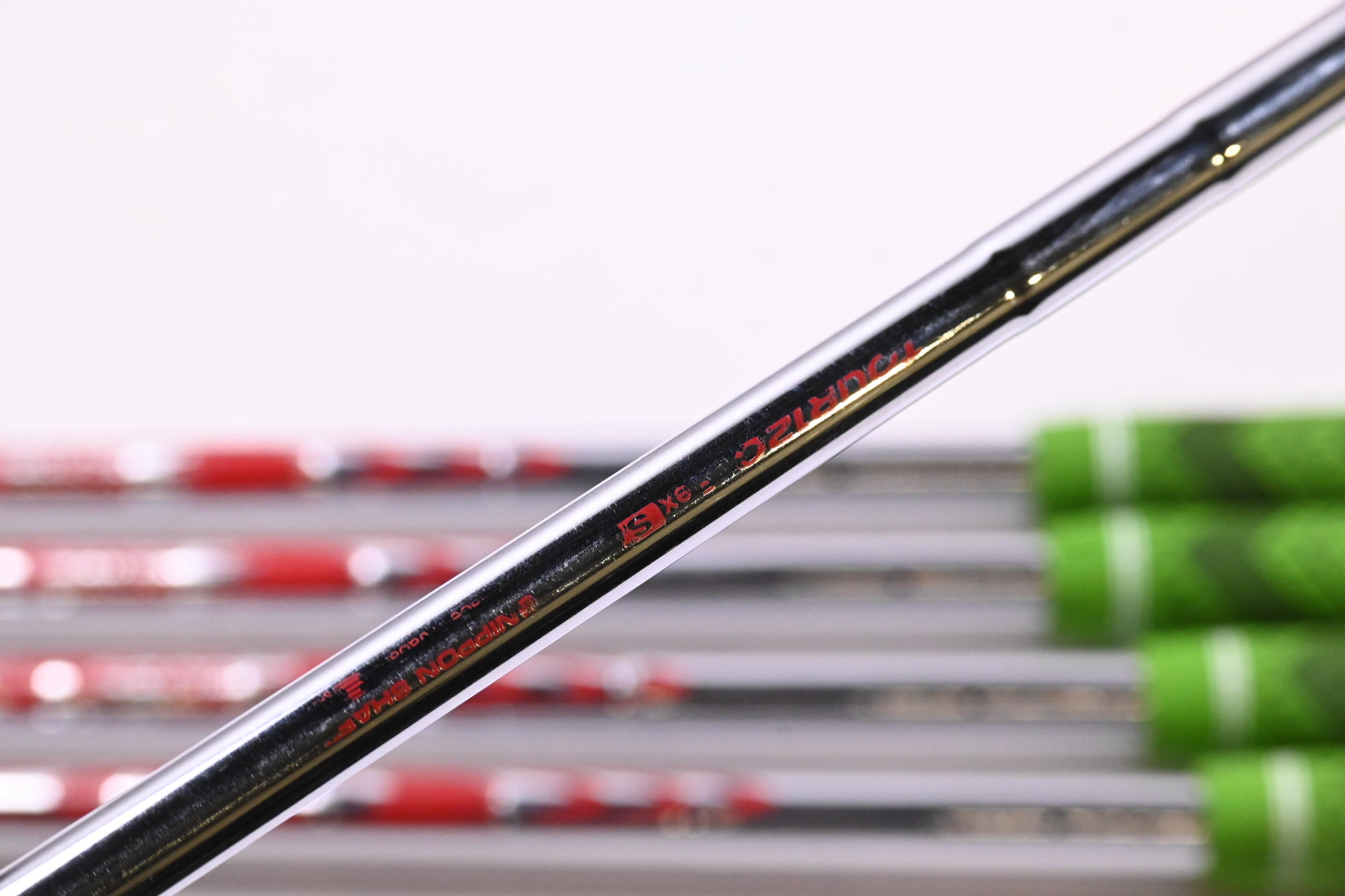 Mizuno JPX 921 Forged Irons / 6-PW / Stiff Flex N.S.Pro Modus³ Tour 120 Shafts