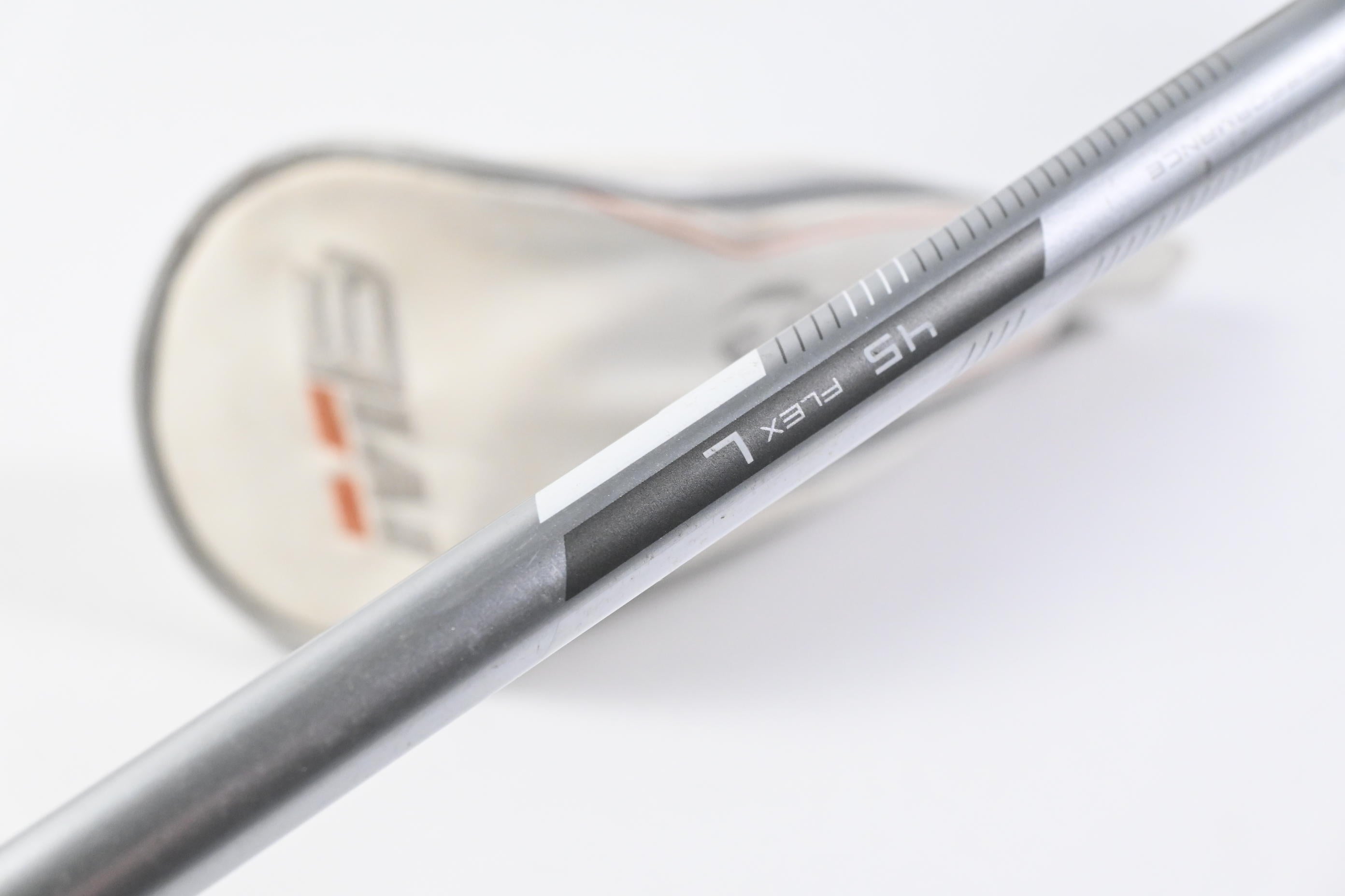 Ladies Taylormade M6 #6 Hybrid / 28 Degree / Ladies Taylormade 45 Shaft