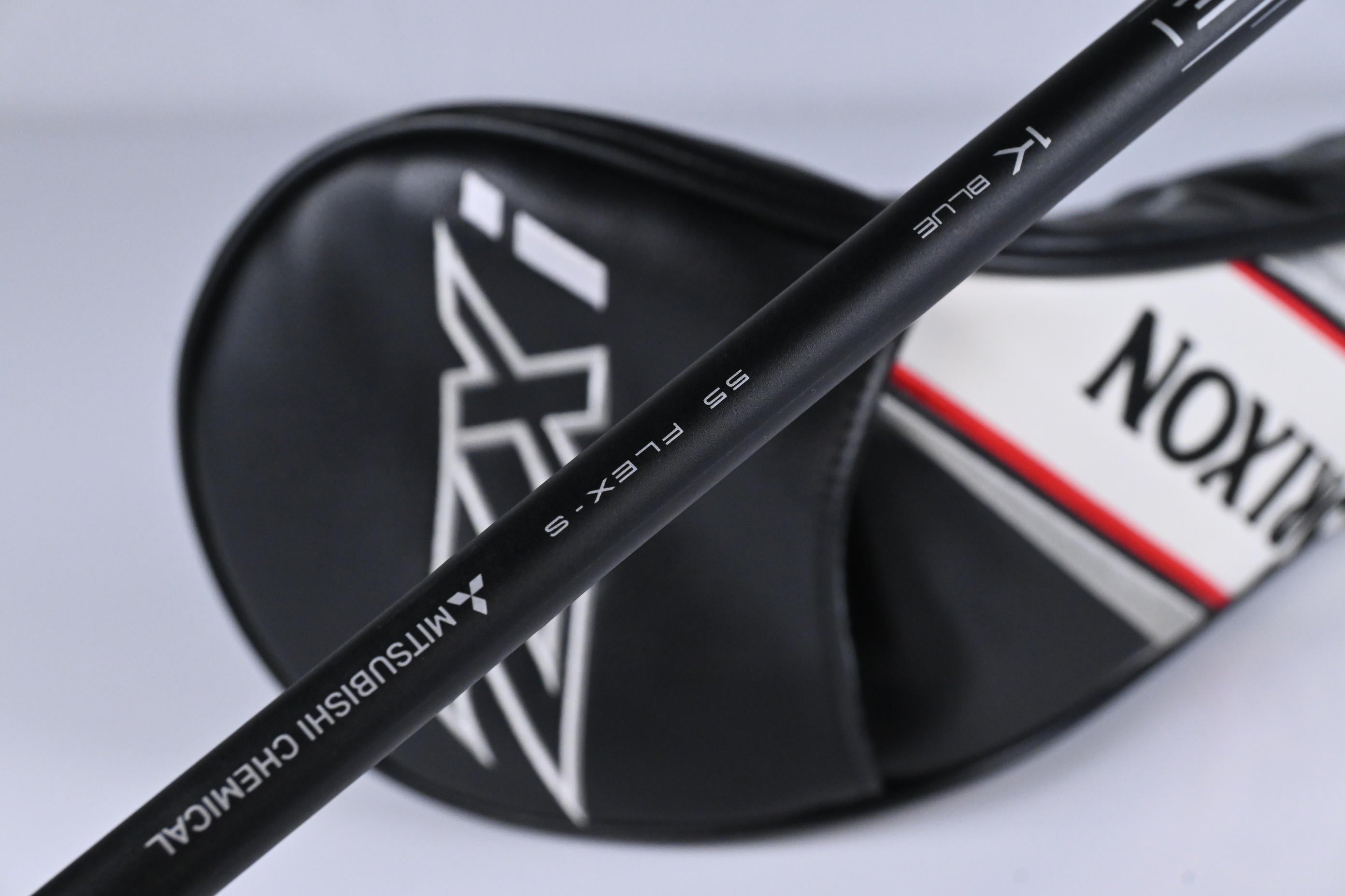Srixon ZXi Driver / 10.5 Degree / Stiff Flex Tensei 1K Blue 55 Shaft