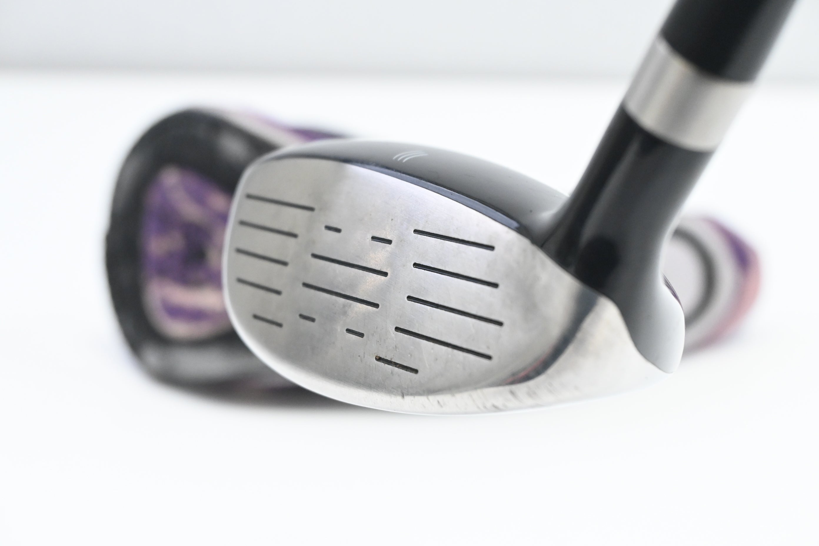 Lynx Black Cat #4 Hybrid / 23 Degree / Regular Flex Lynx 60 Shaft