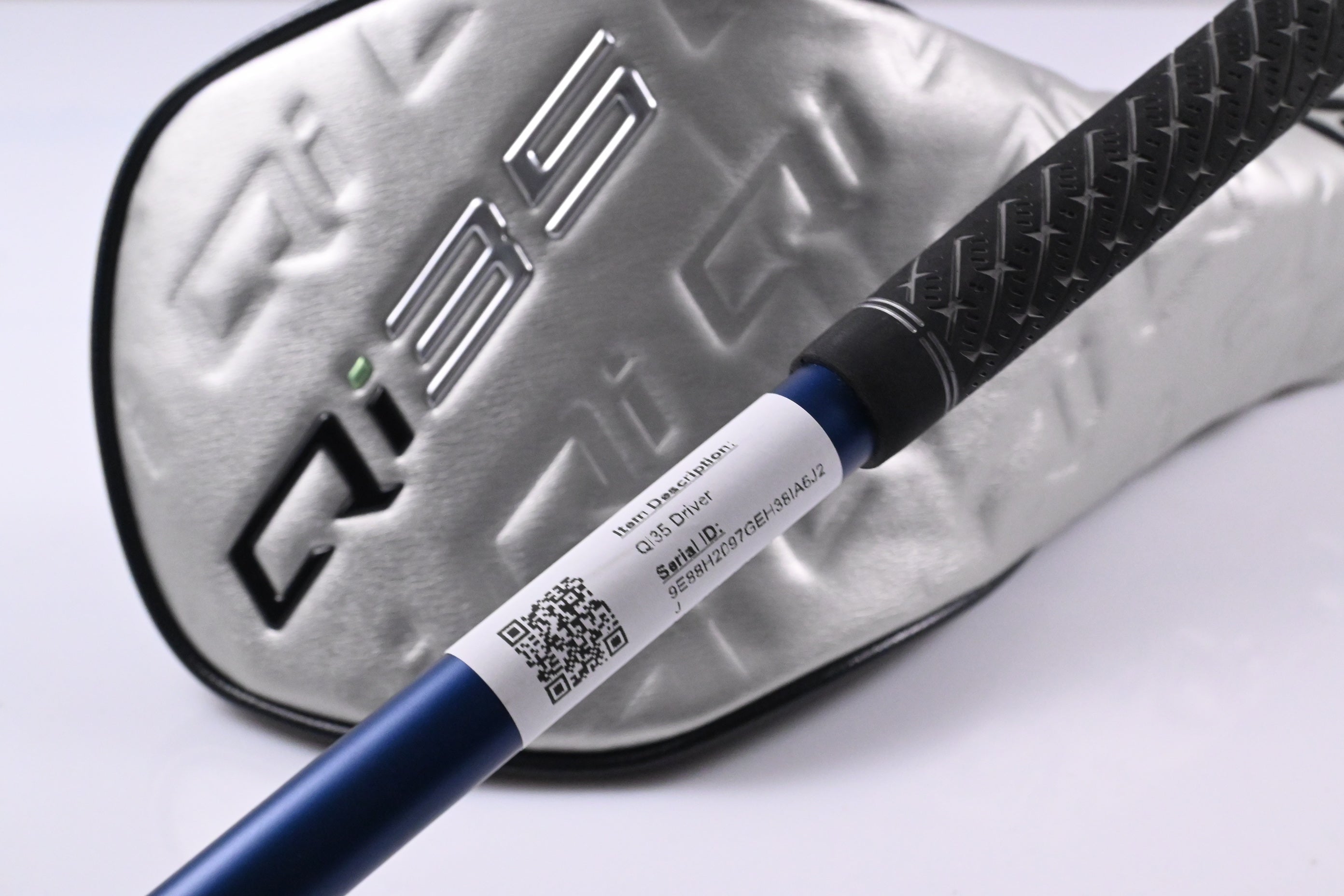 Taylormade Qi35 Driver / 10.5 Degree / Regular Flex Fujikura Ventus Blue '25 5