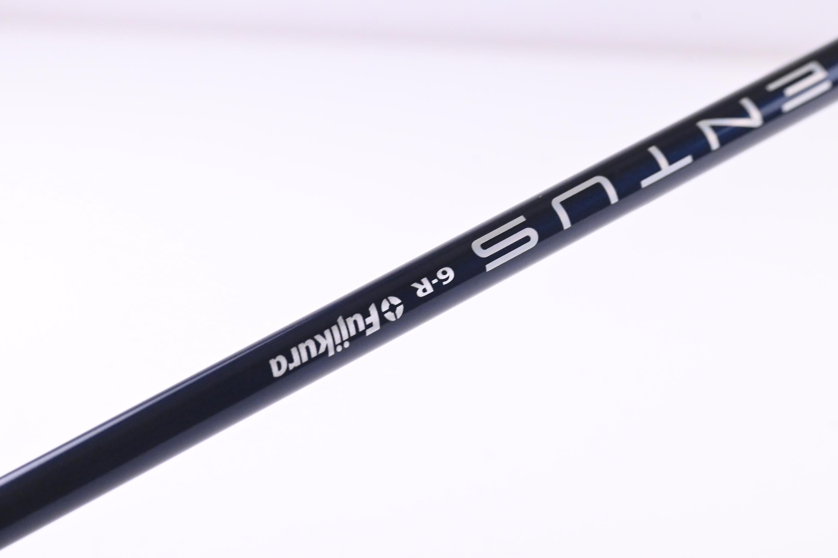 Taylormade SIM2 Max #4 Hybrid / 22 Degree / Regular Flex Ventus Blue 6 Shaft