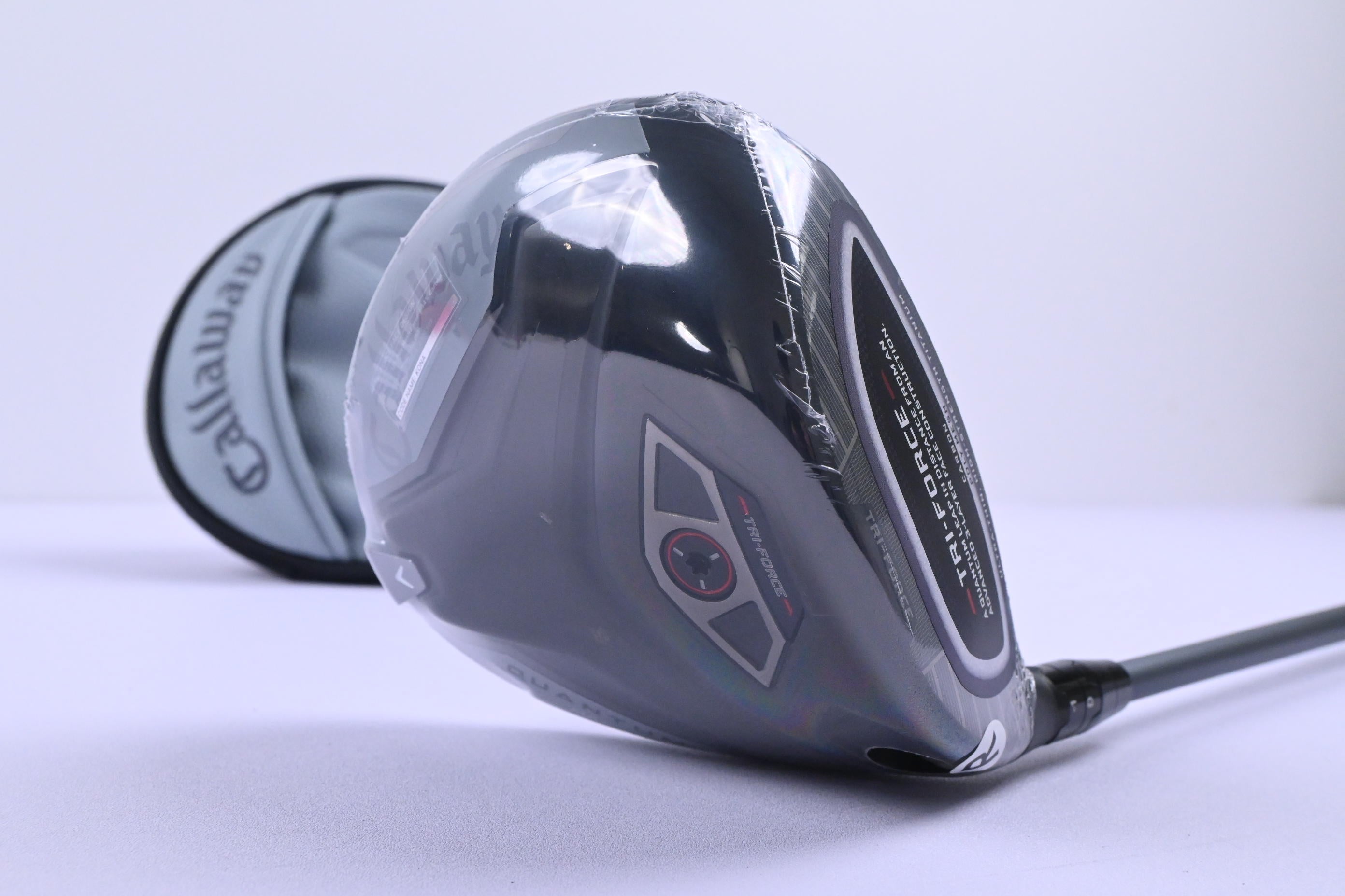 Callaway Quantum Max Driver / 10.5 Degree / Regular Flex Denali Frost Silver 50