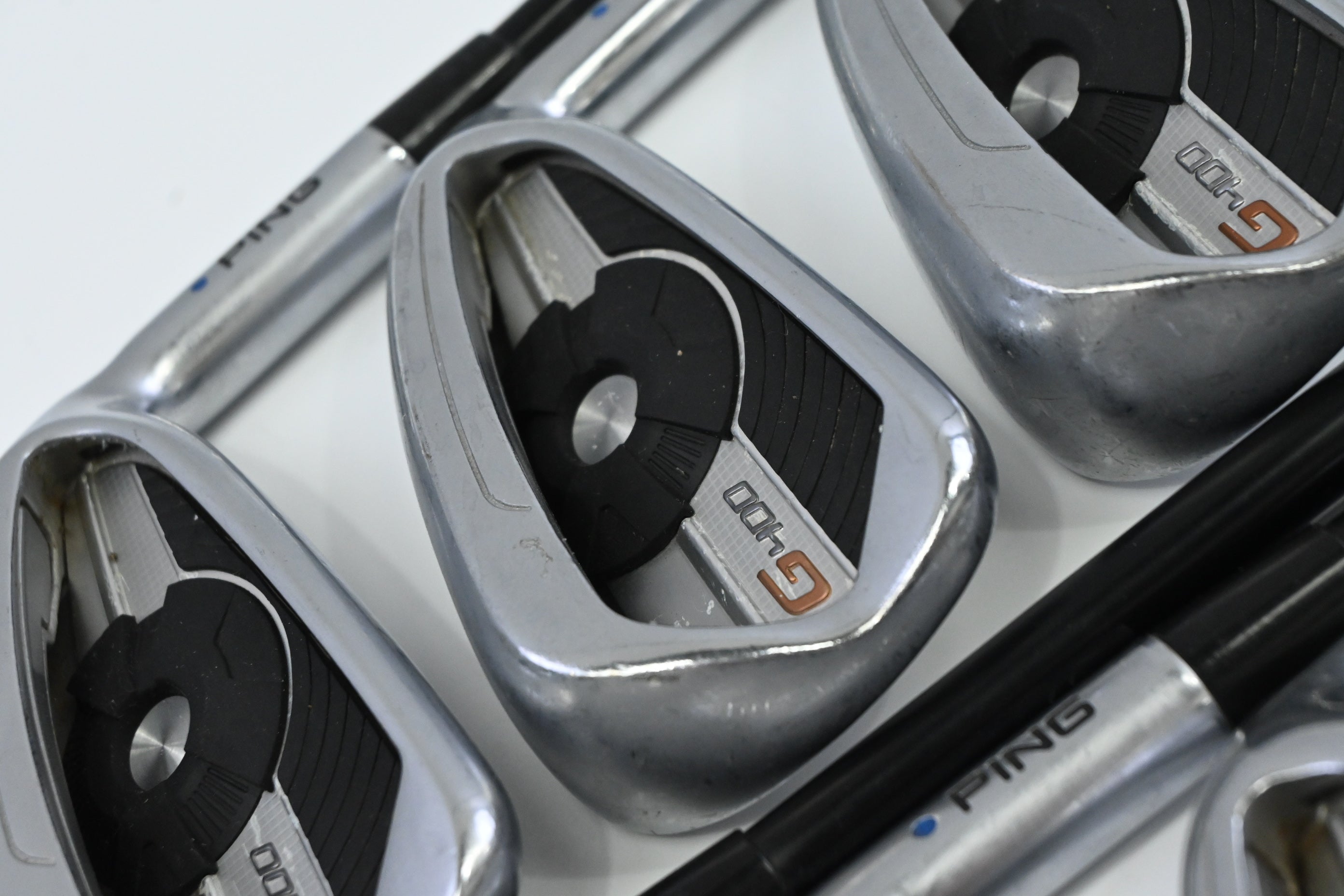 Ping G400 Irons / 5-PW+SW / Blue Dot / Regular Flex Ping Alta CB Shafts