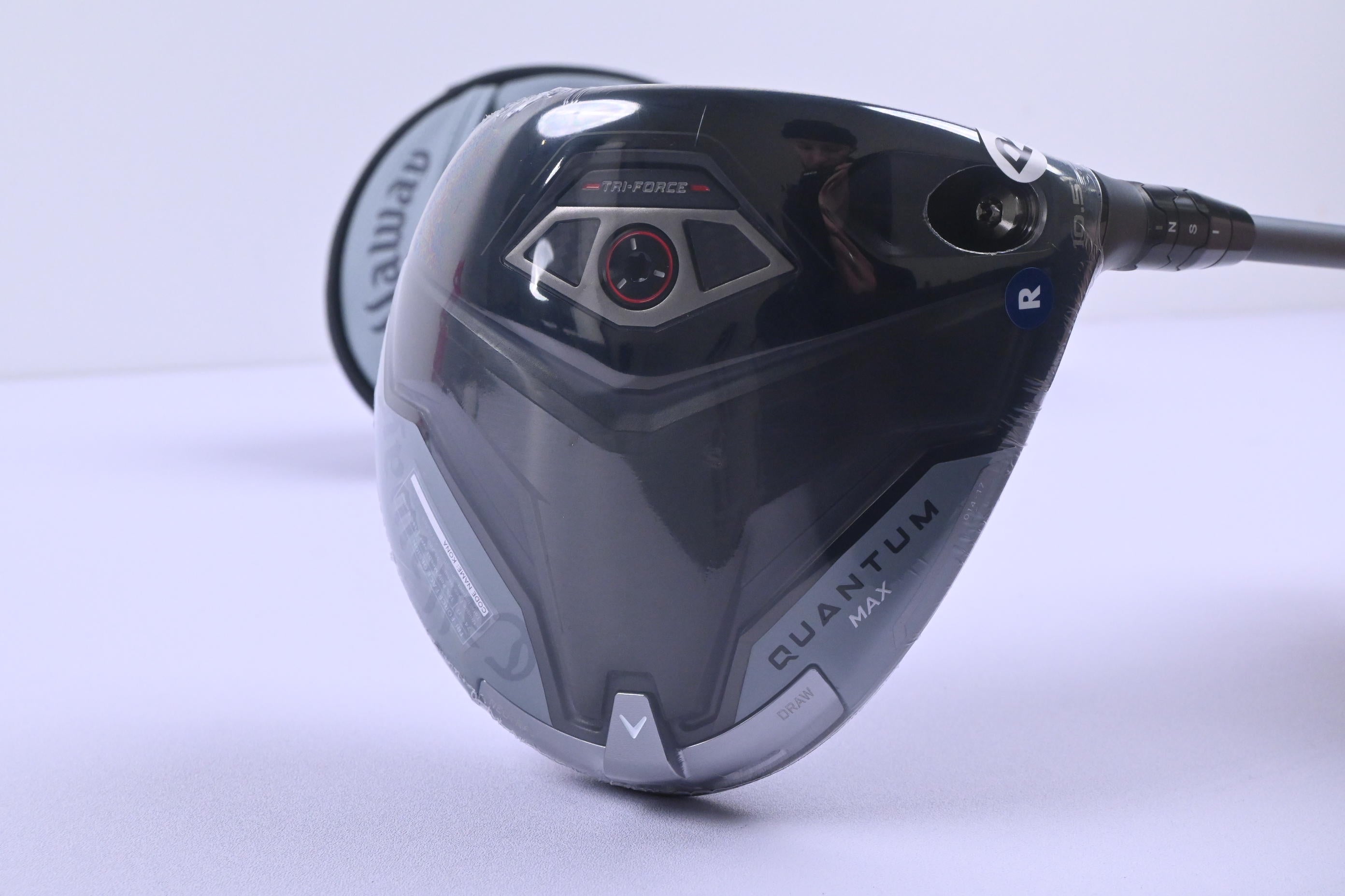 Callaway Quantum Max Driver / 10.5 Degree / Regular Flex Denali Frost Silver 50