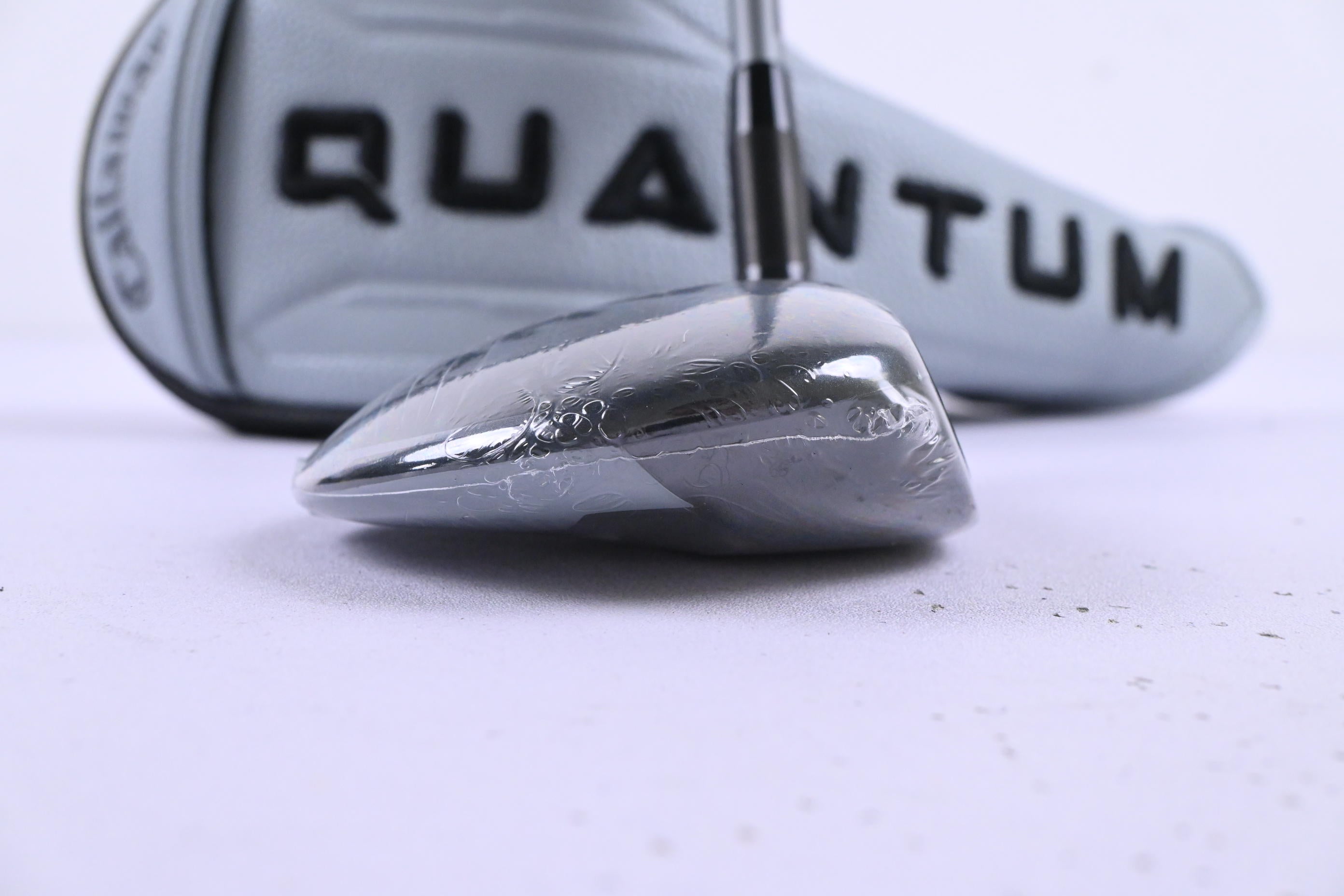 Callaway Quantum Max #9 Wood / 24 Degree / Regular Flex Denali Frost Silver 60