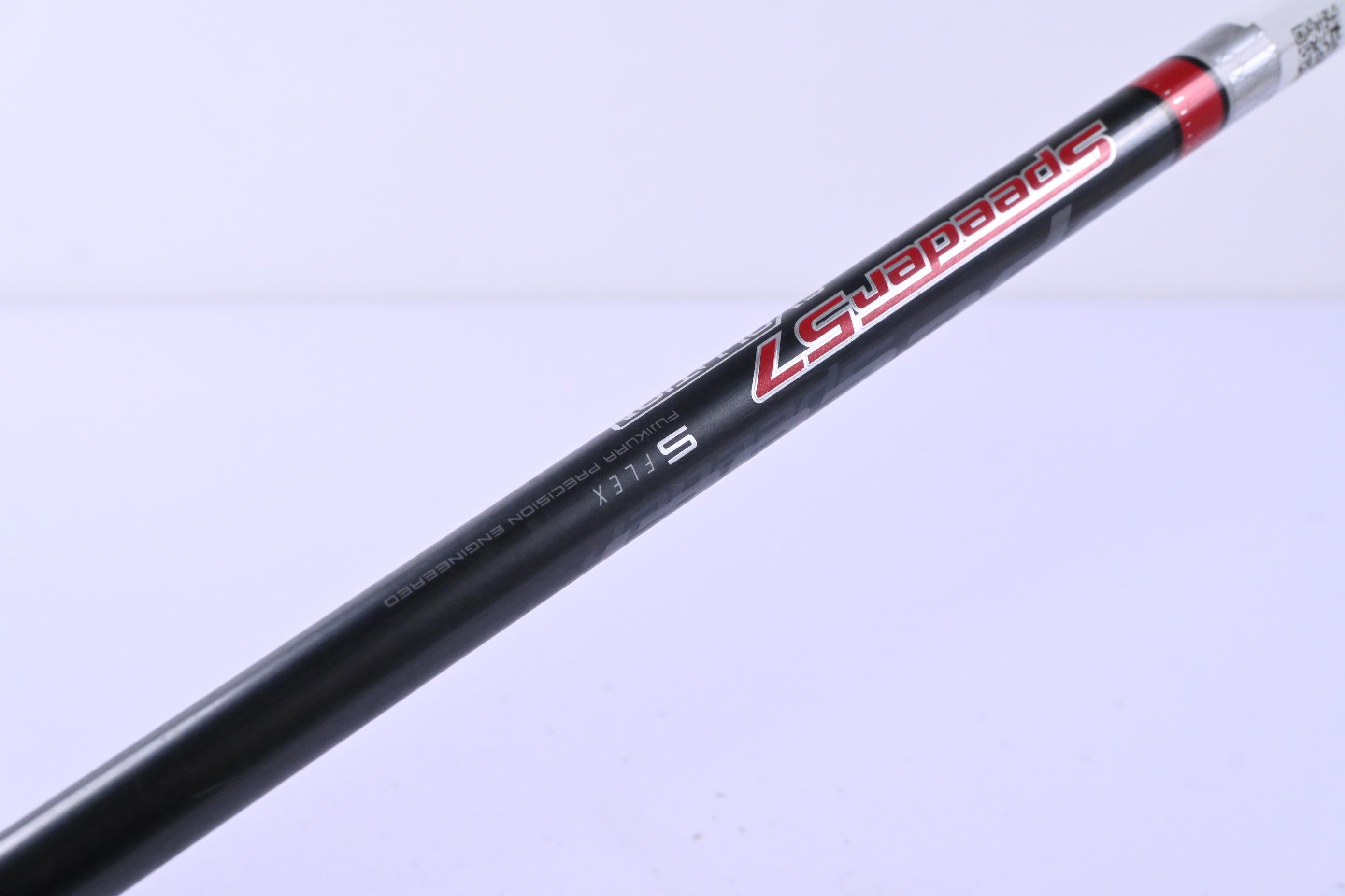 Taylormade R15 Driver / 9.5 Degree / Stiff Flex Fujikura Speeder Evolution Shaft