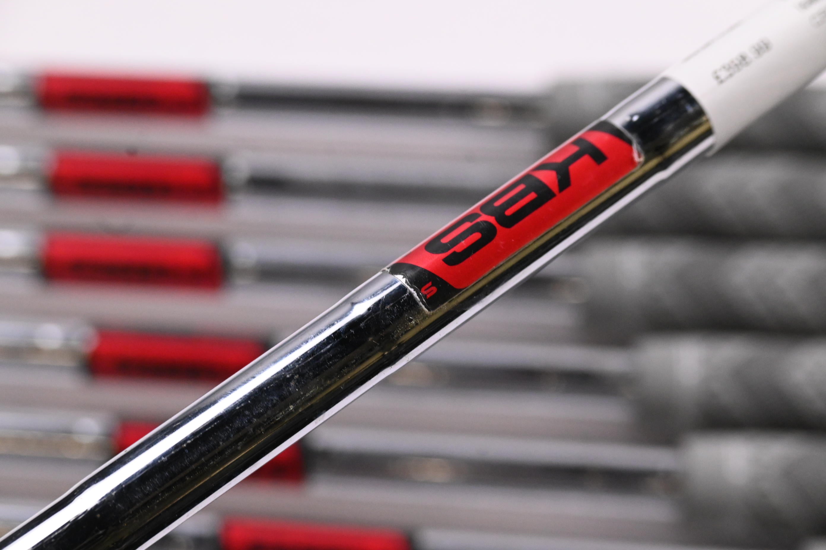 Callaway Apex CF16 Irons / 4-PW+GW / Regular Flex KBS Tour Shafts