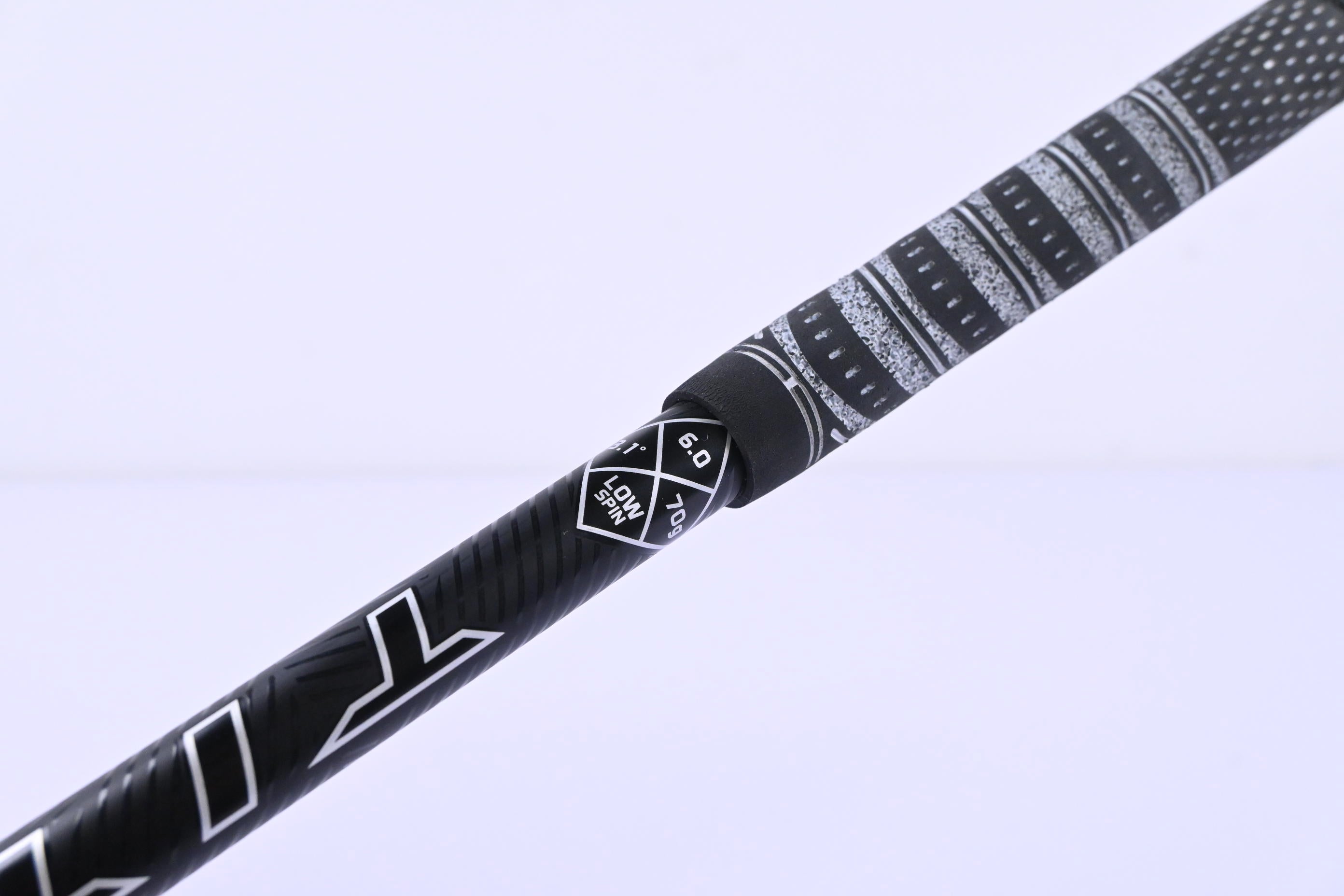 Titleist GTS3 #3 Wood / 16.5 Degree / Stiff Flex Project X Titan Black 70 Shaft