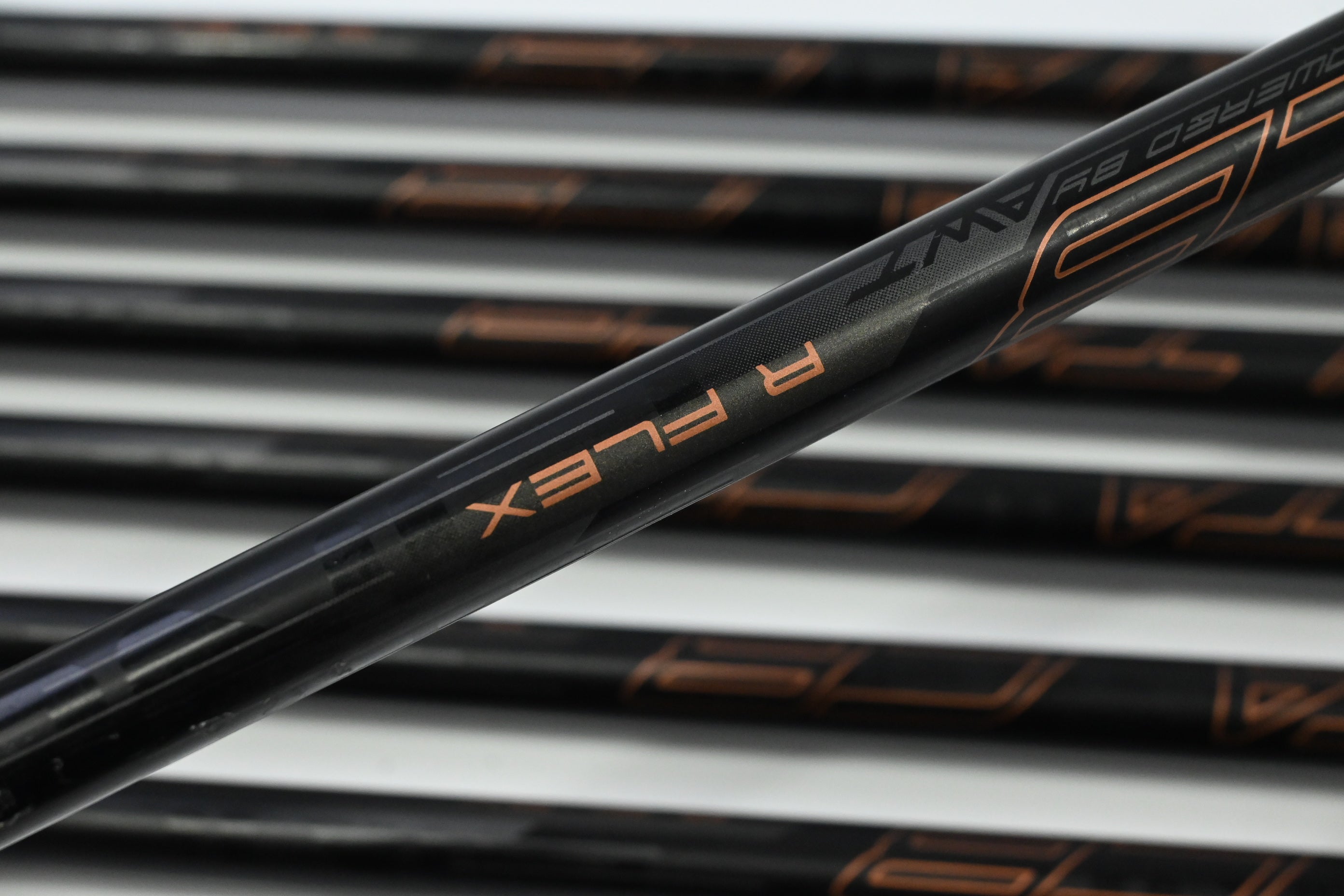 Ping G400 Irons / 5-PW+SW / Blue Dot / Regular Flex Ping Alta CB Shafts
