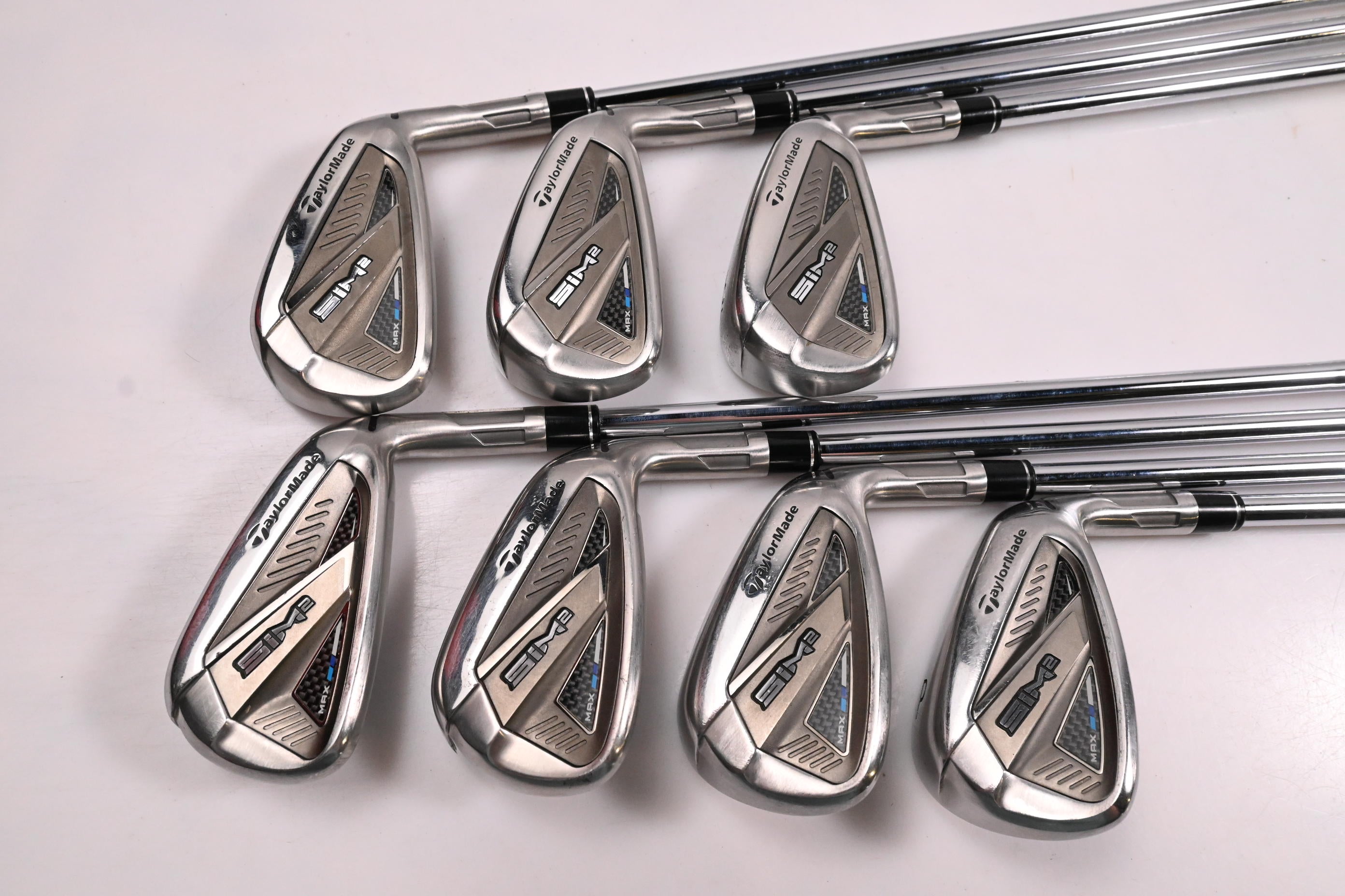 Taylormade SIM2 Max Irons / 4-PW / Regular Flex KBS Max MT 85 Shafts
