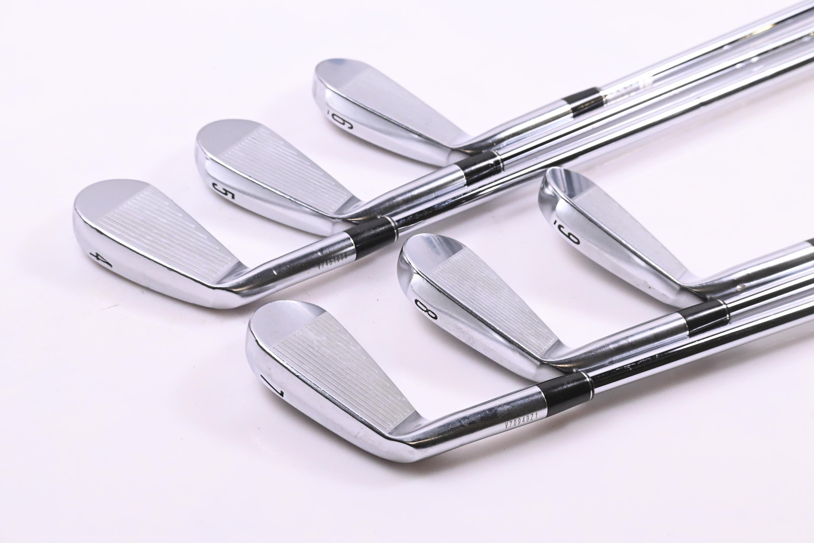 Srixon ZXi7 Irons / 4-9i / X-Flex Dynamic Gold X100 Shafts