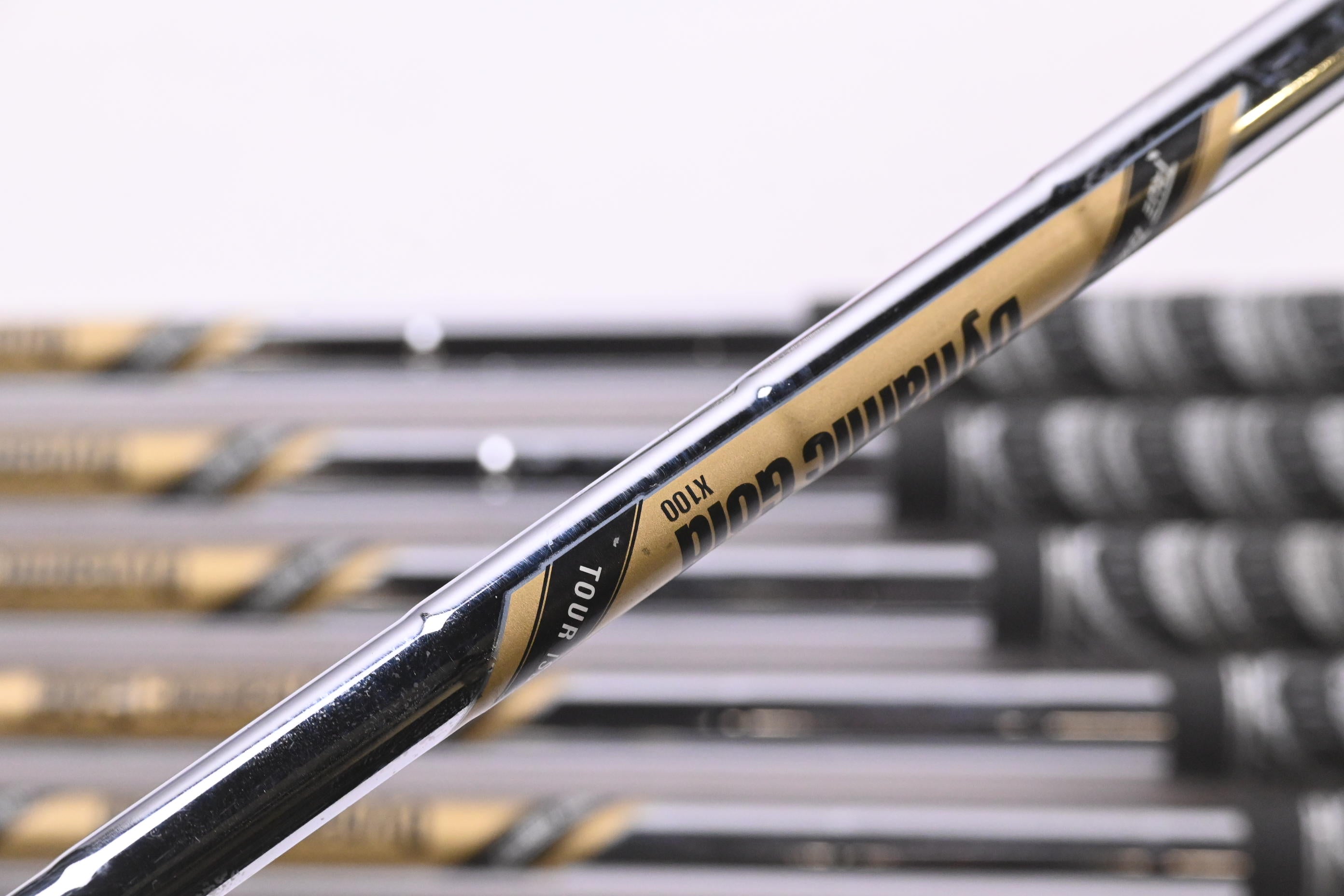 Srixon ZXi7 Irons / 4-9i / X-Flex Dynamic Gold X100 Shafts