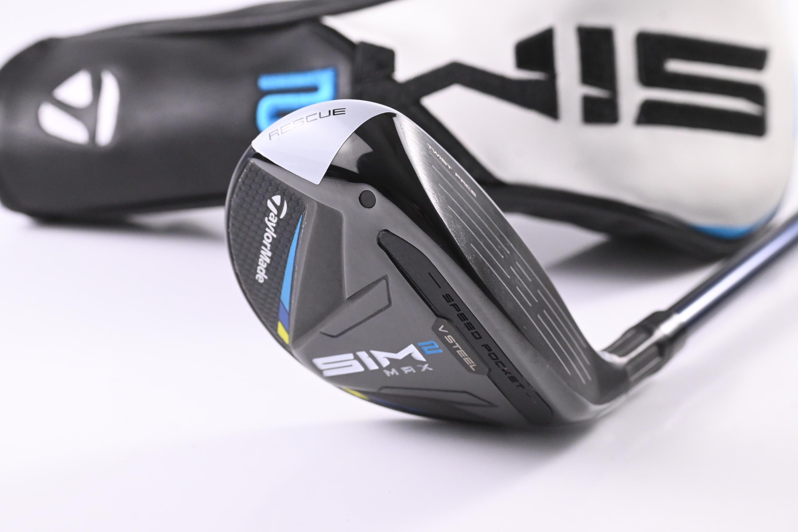 Taylormade SIM2 Max #3 Hybrid / 19 Degree / Stiff Flex Ventus Blue 7 Shaft