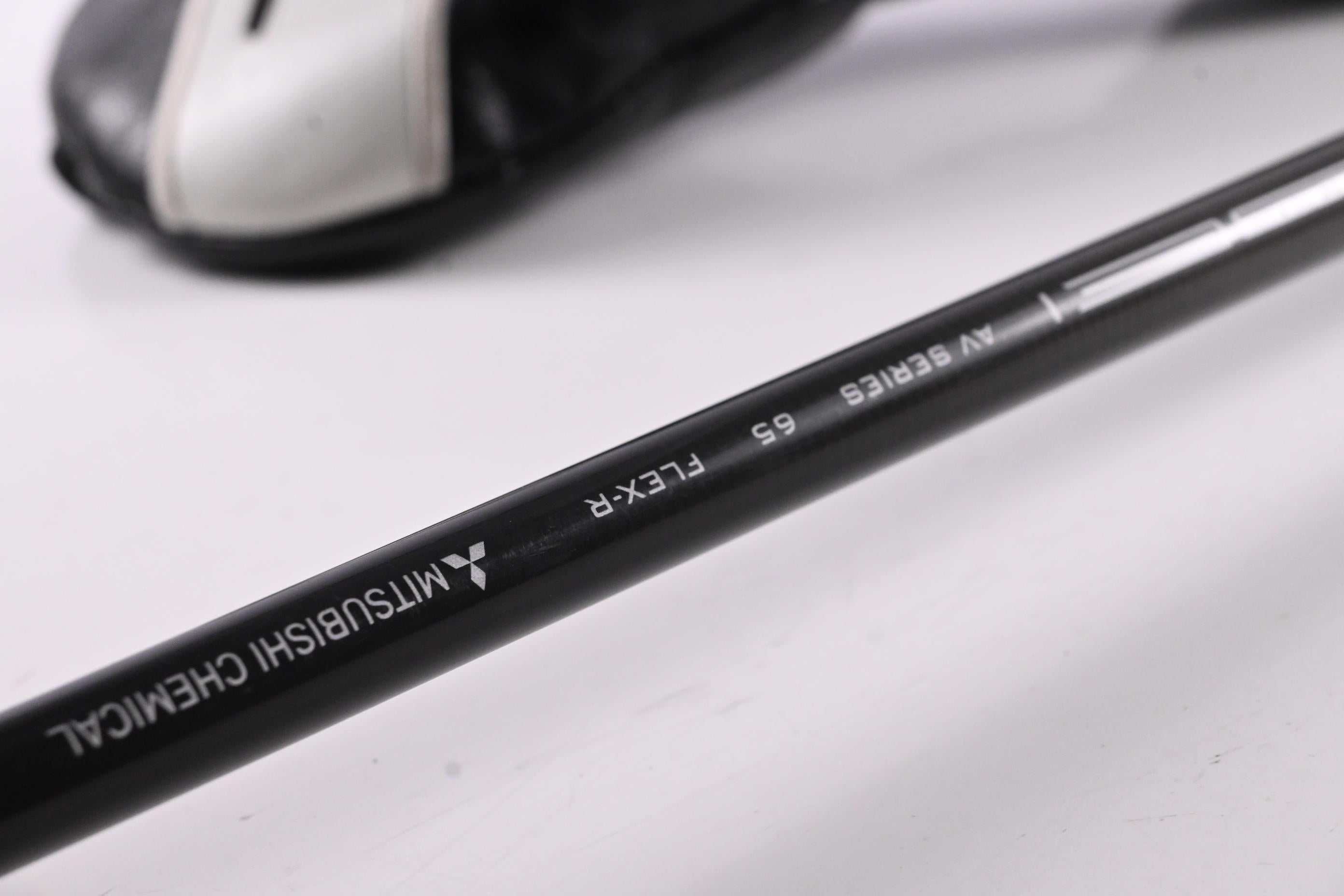 Titleist TS3 #3 Wood / 16.5 Degree / Regular Flex Mitsubishi Tensei AV Blue 65