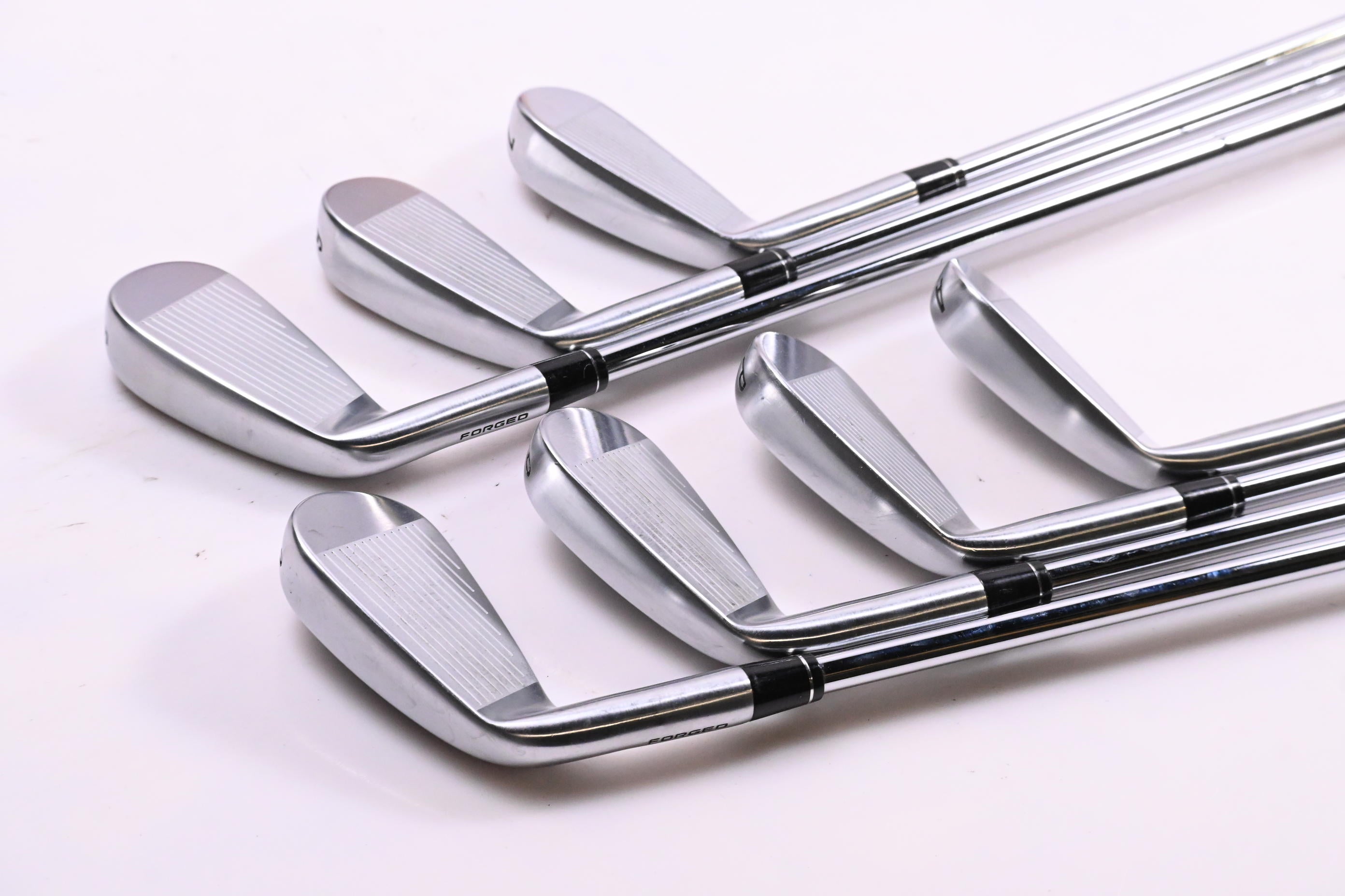 Callaway Apex Ti Fusion 250 Irons / 5-PW+AW / Regular Flex Dynamic Gold 100 R300