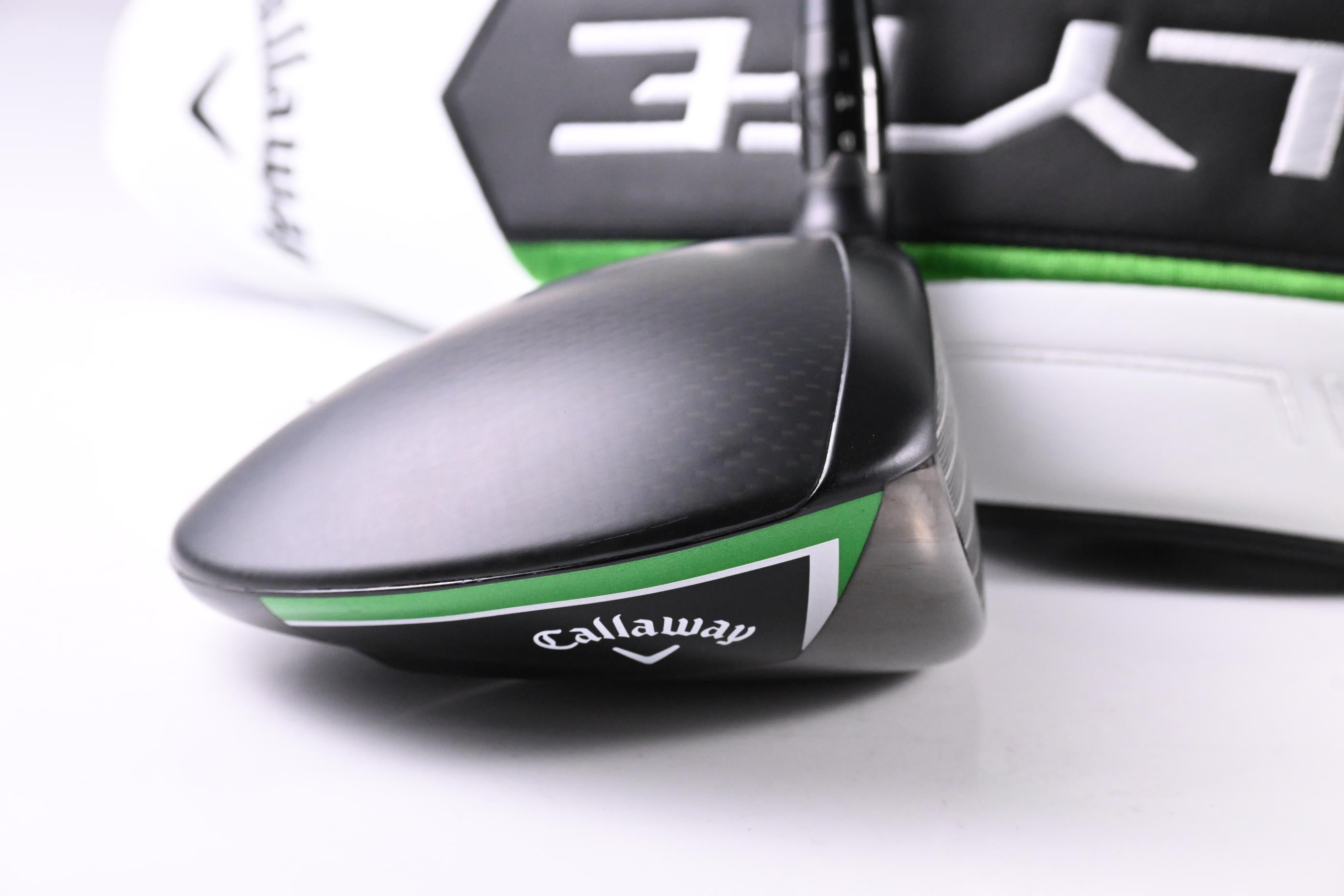 Callaway Elyte X Driver / 10.5 Degree / Regular Flex Denali Charcoal 50 Shaft