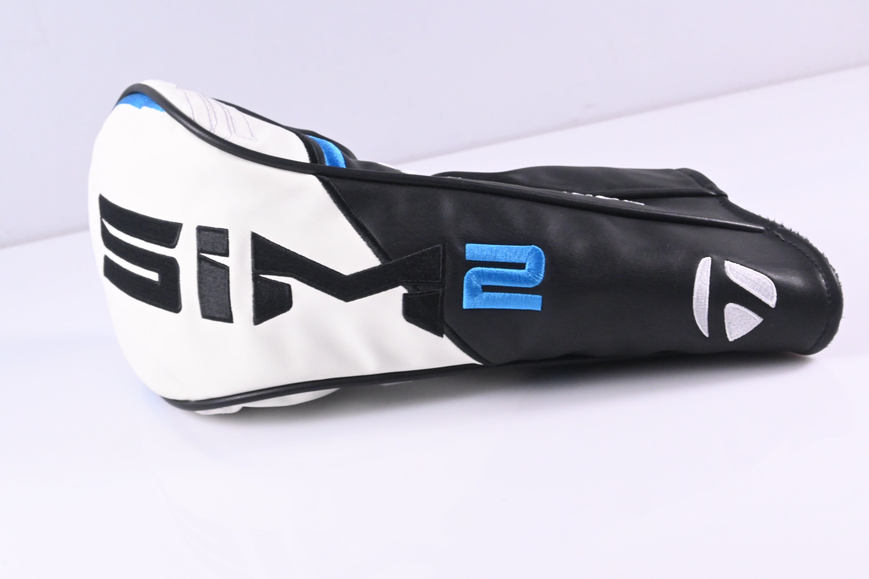 Taylormade SIM2 Max Driver / 9 Degree / Stiff Flex Tensei CK Blue 60 Shaft