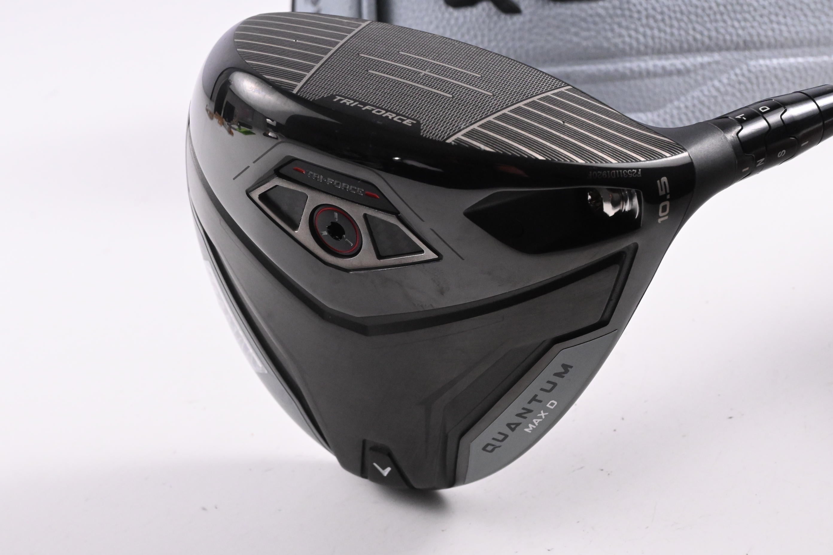 Callaway Quantum Max D Driver / 10.5 Degree / Stiff Flex Denali Frost Silver 50
