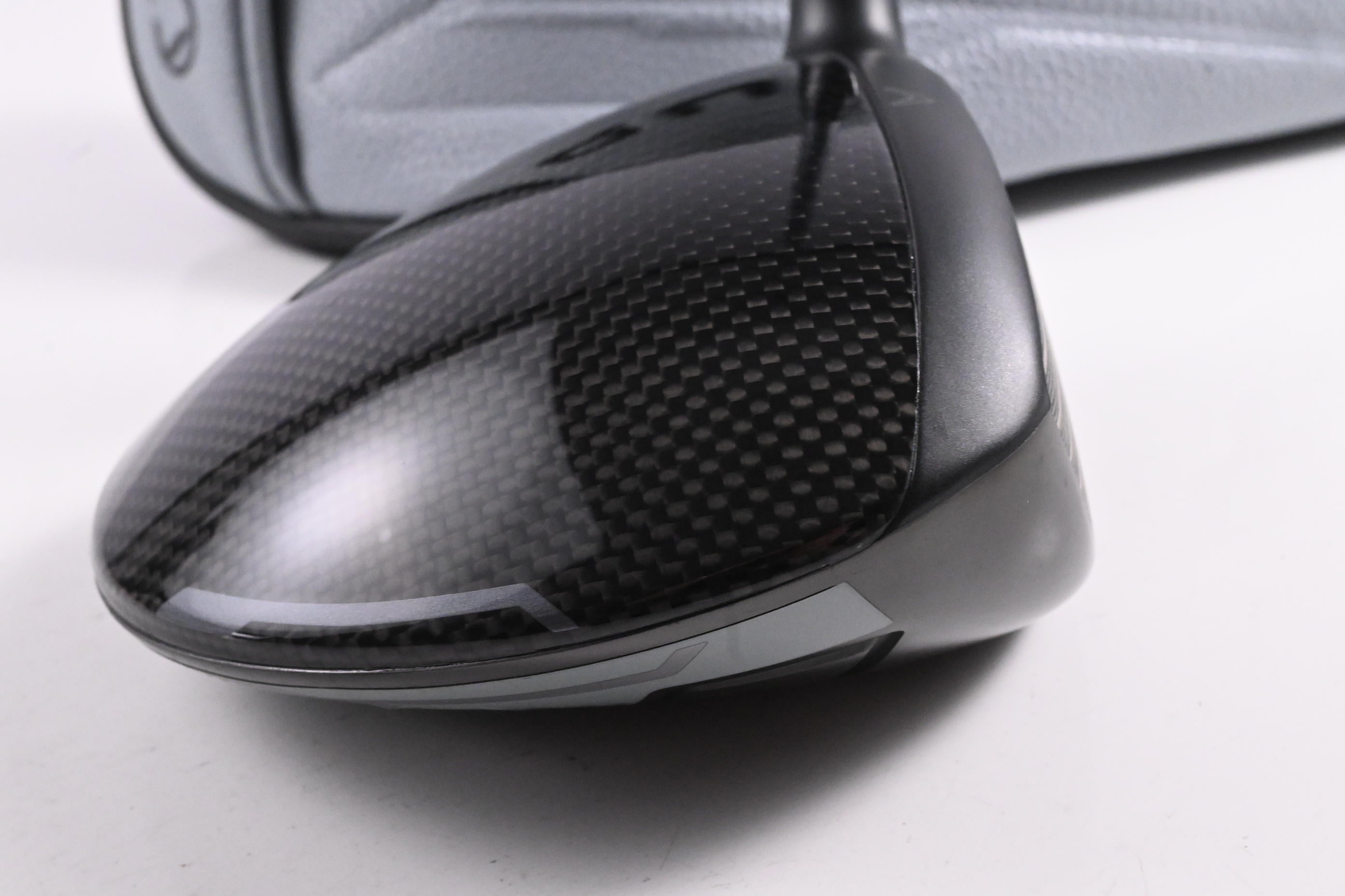 Callaway Quantum Max D Driver / 10.5 Degree / Stiff Flex Denali Frost Silver 50